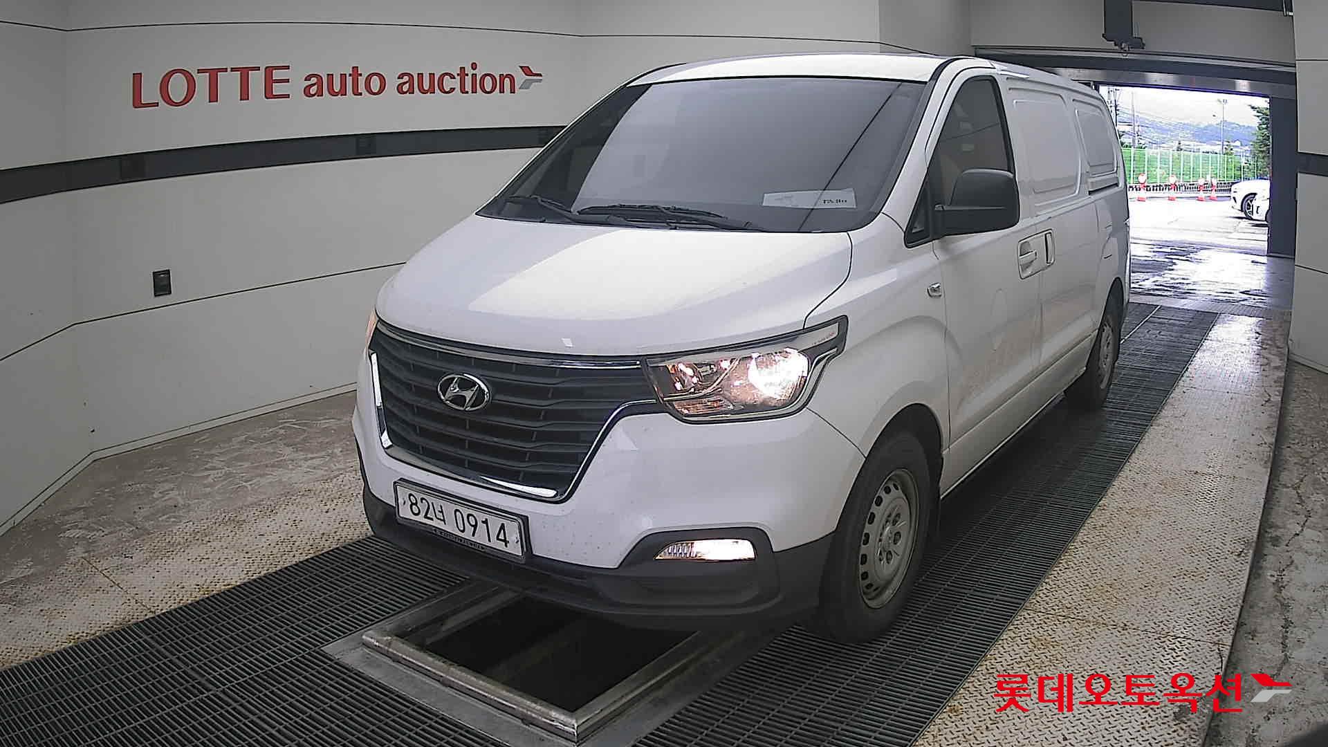 2021 - hyundai grand starex