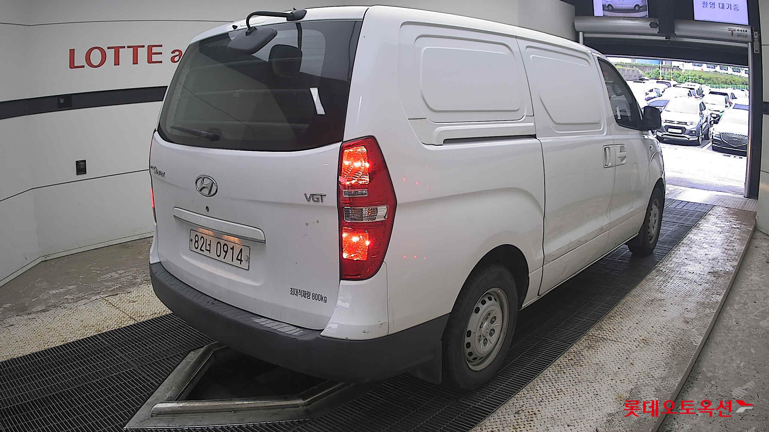 2021 - hyundai grand starex
