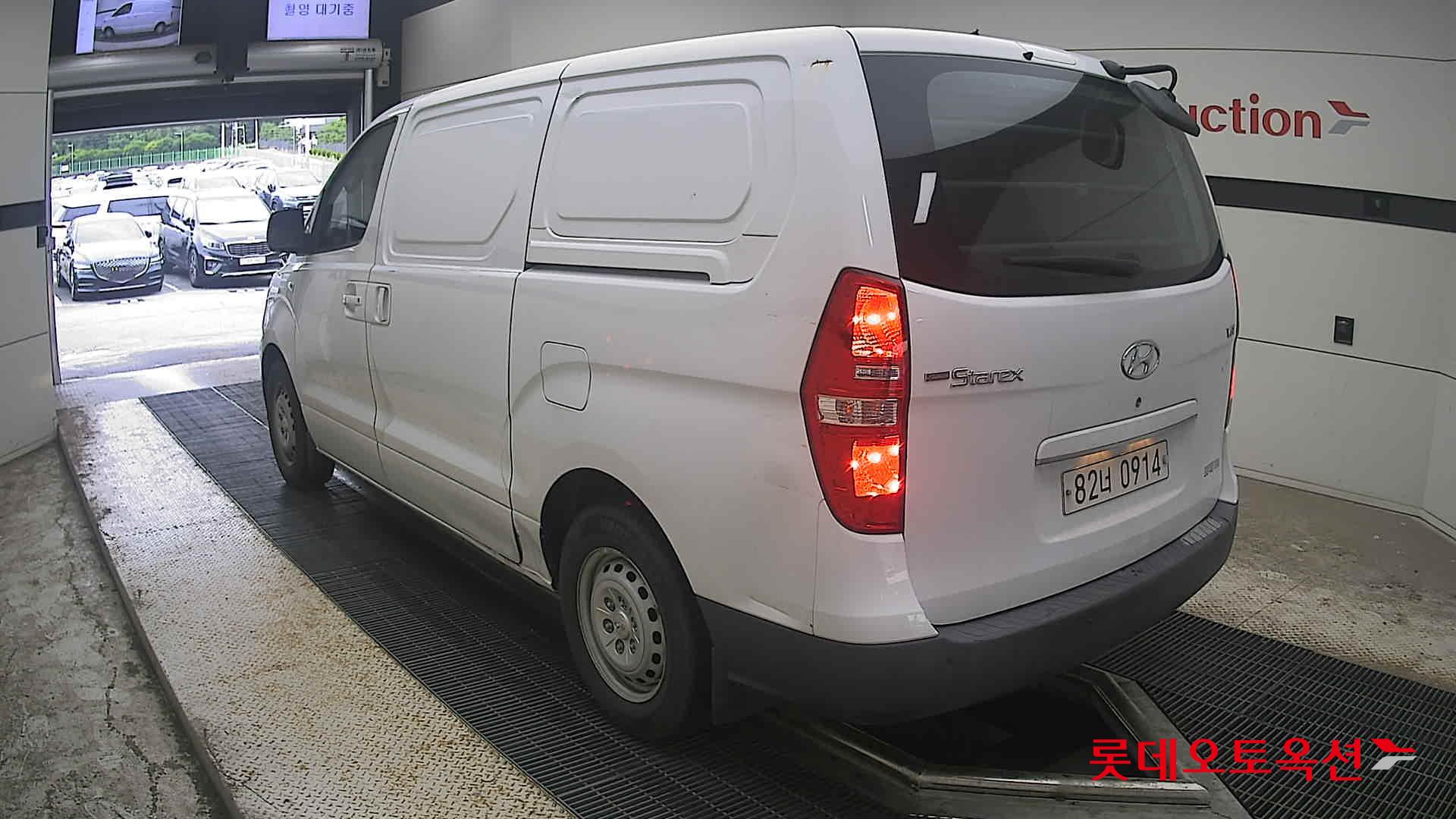 2021 - hyundai grand starex
