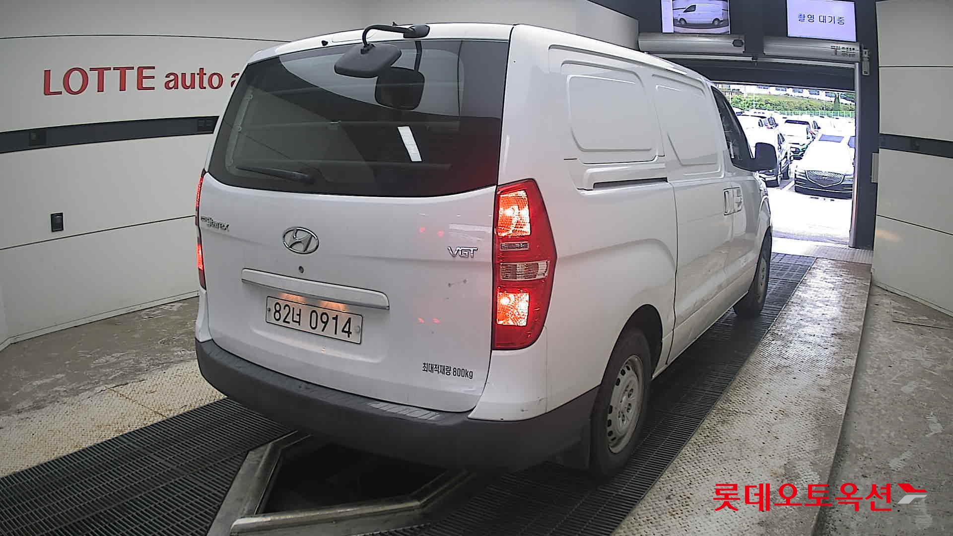 2021 - hyundai grand starex