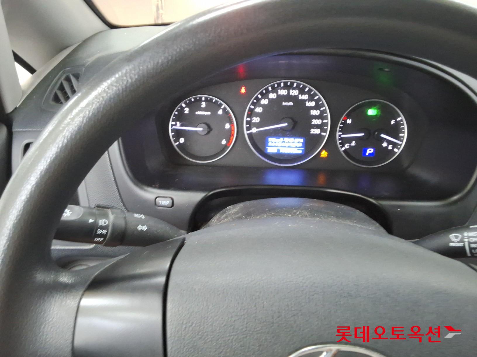 2021 - hyundai grand starex