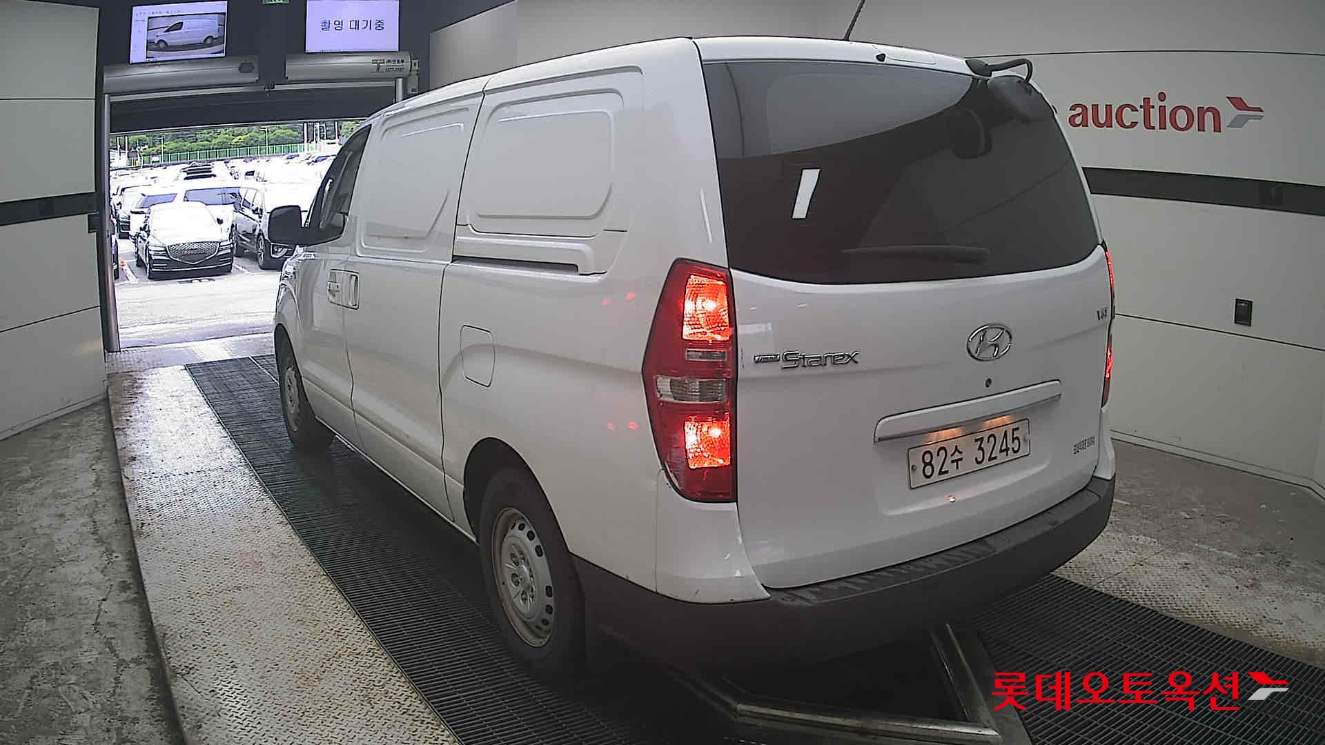2021 - hyundai grand starex