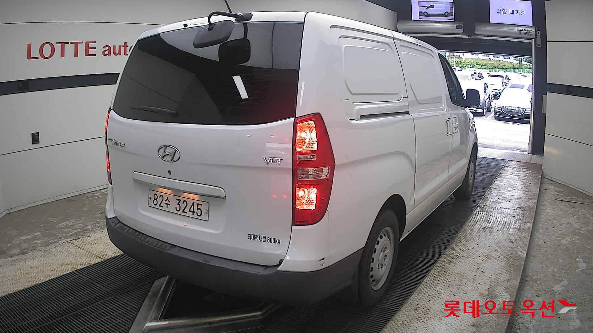 2021 - hyundai grand starex