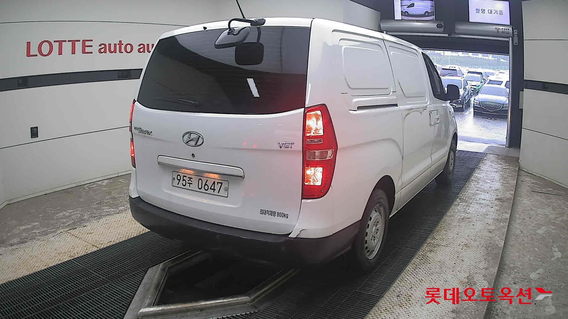 2021 - hyundai grand starex