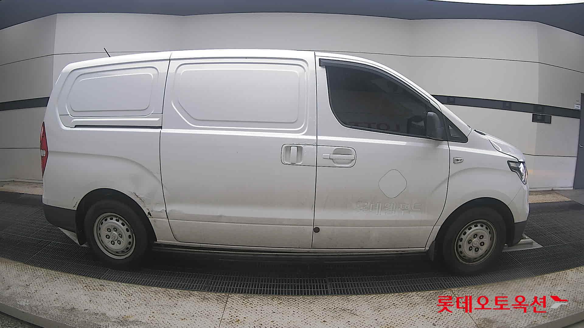 2021 - hyundai grand starex