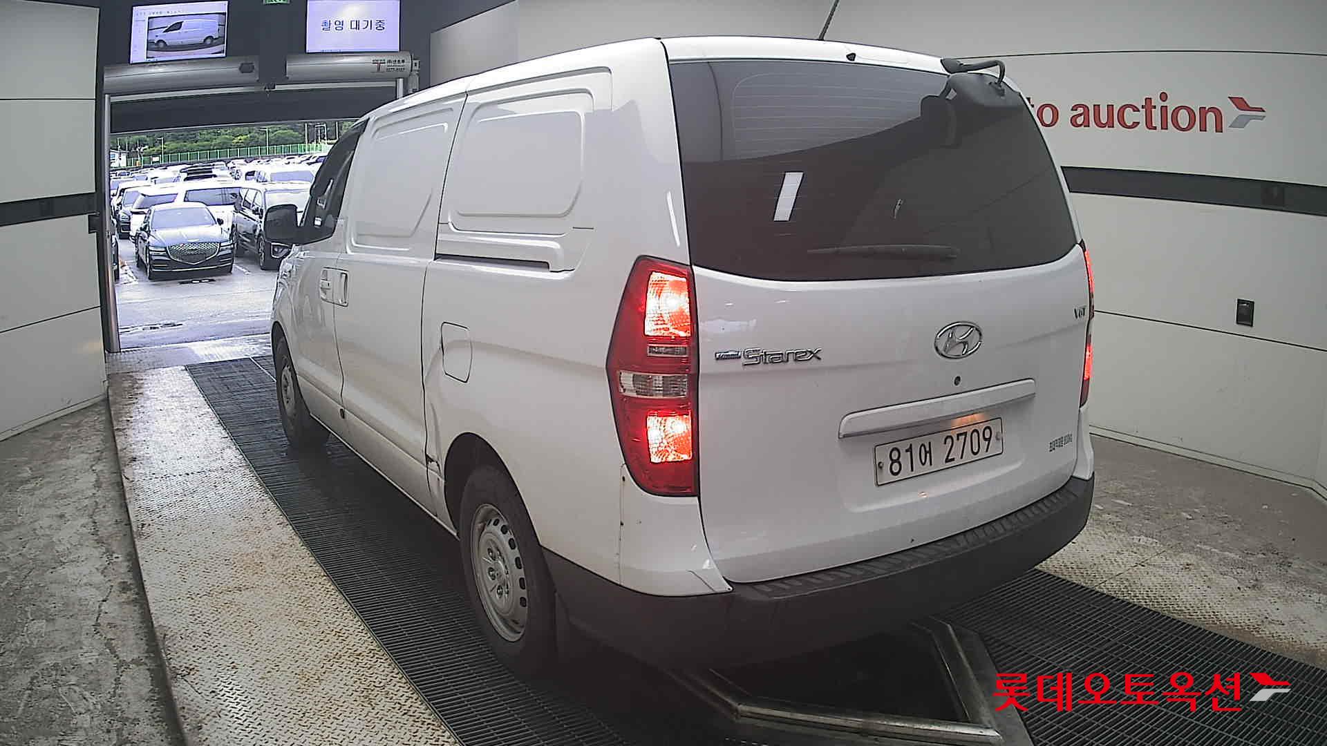 2021 - hyundai grand starex