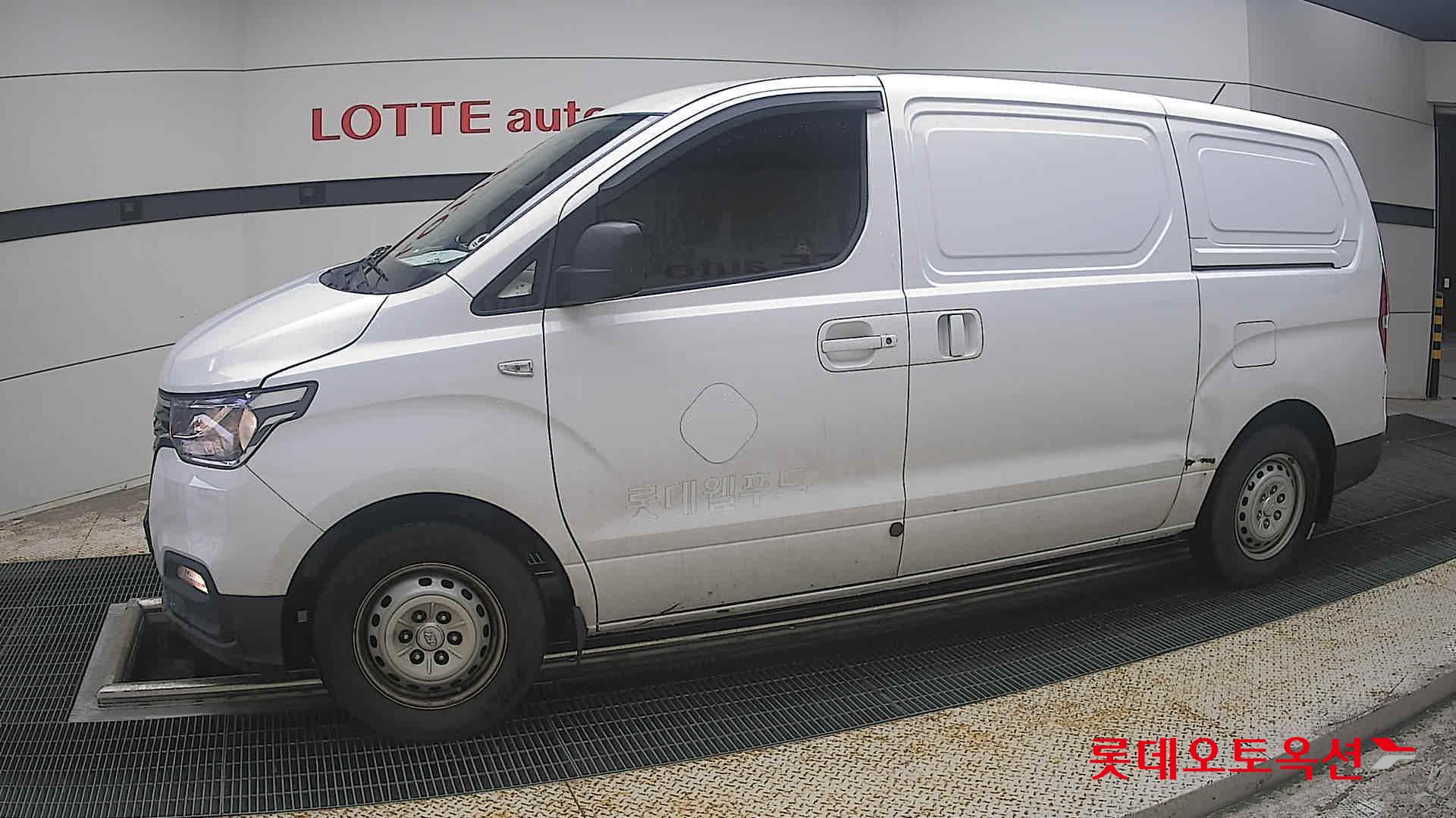 2021 - hyundai grand starex