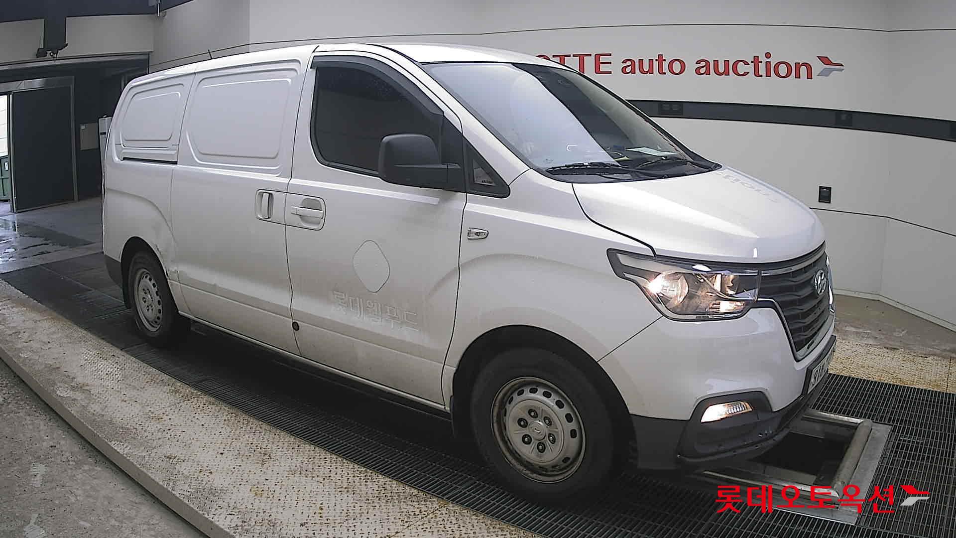2021 - hyundai grand starex