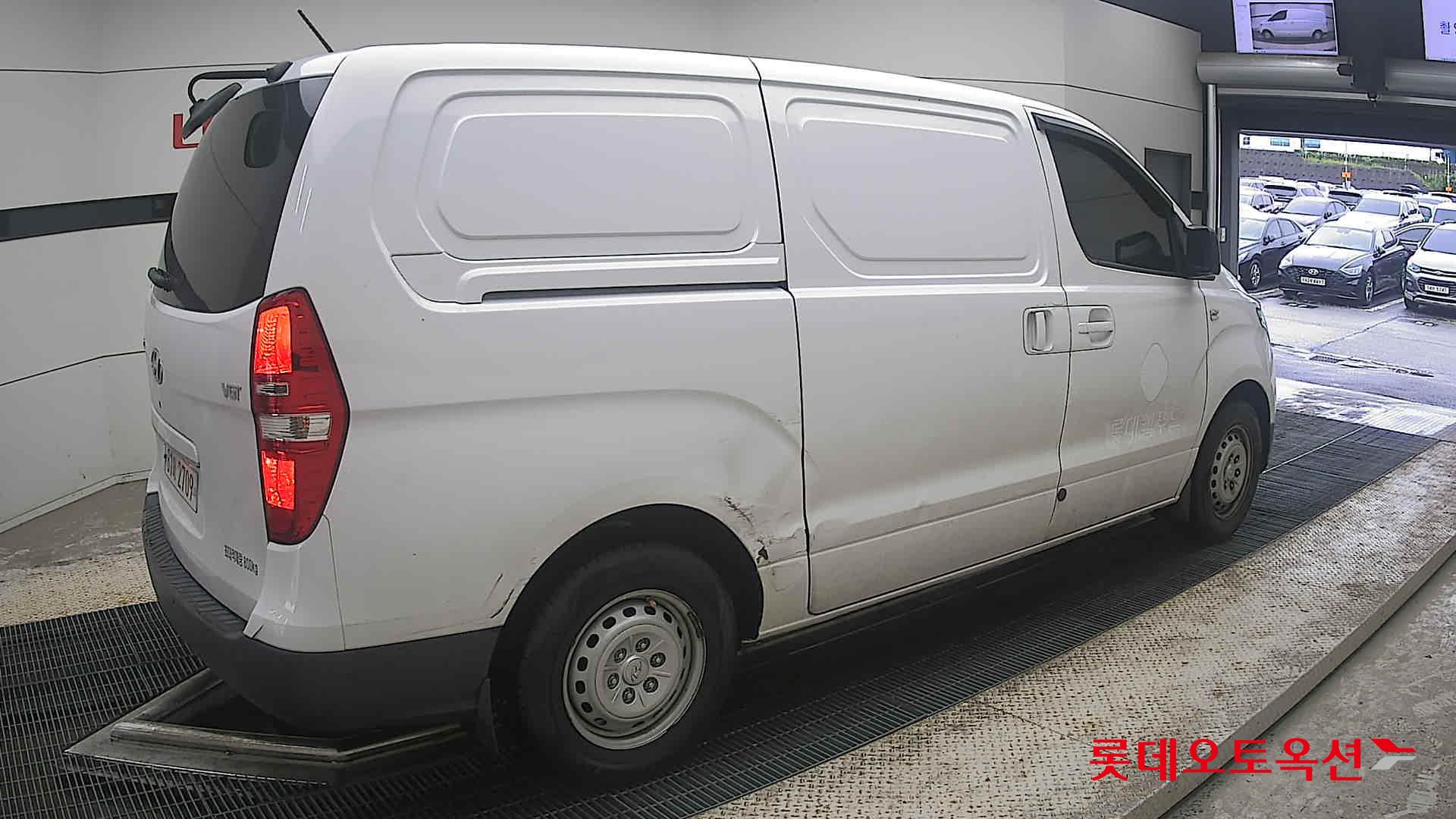 2021 - hyundai grand starex