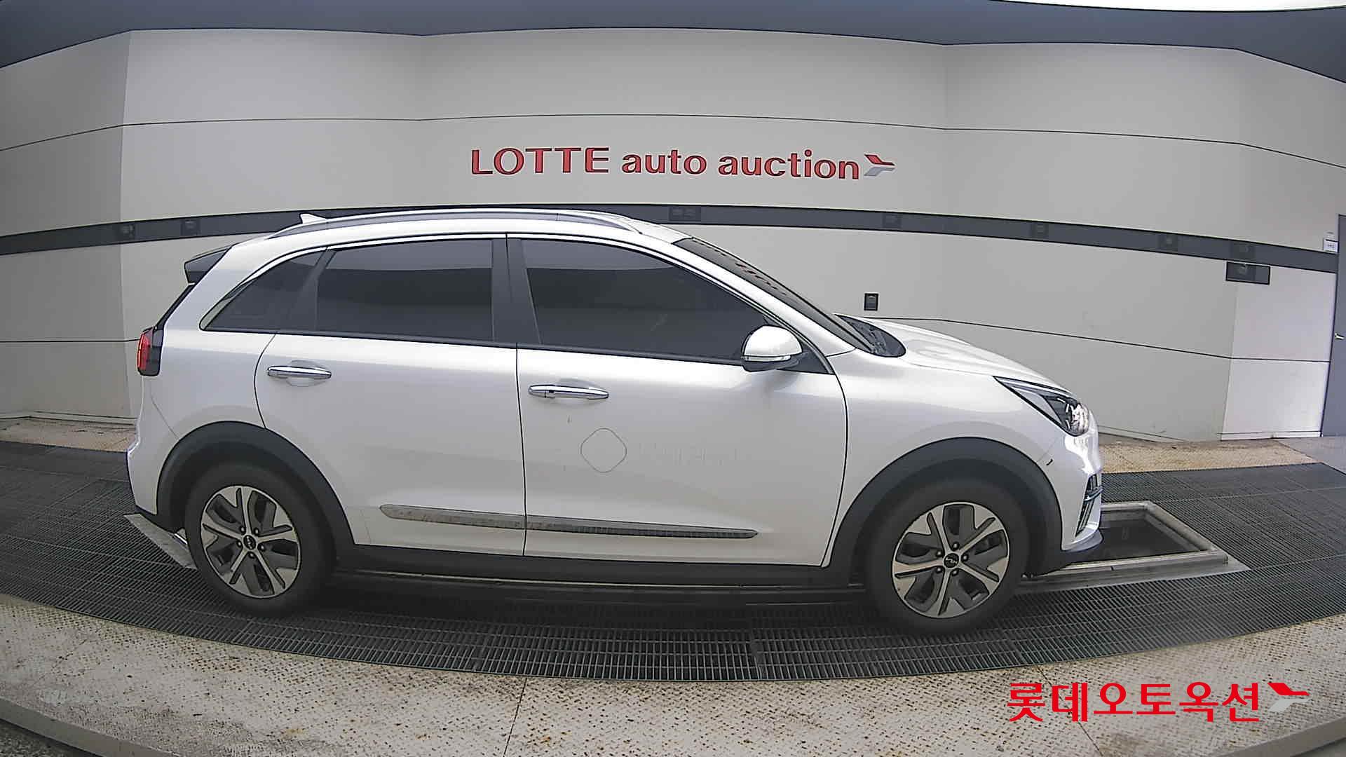 2022 - kia niro