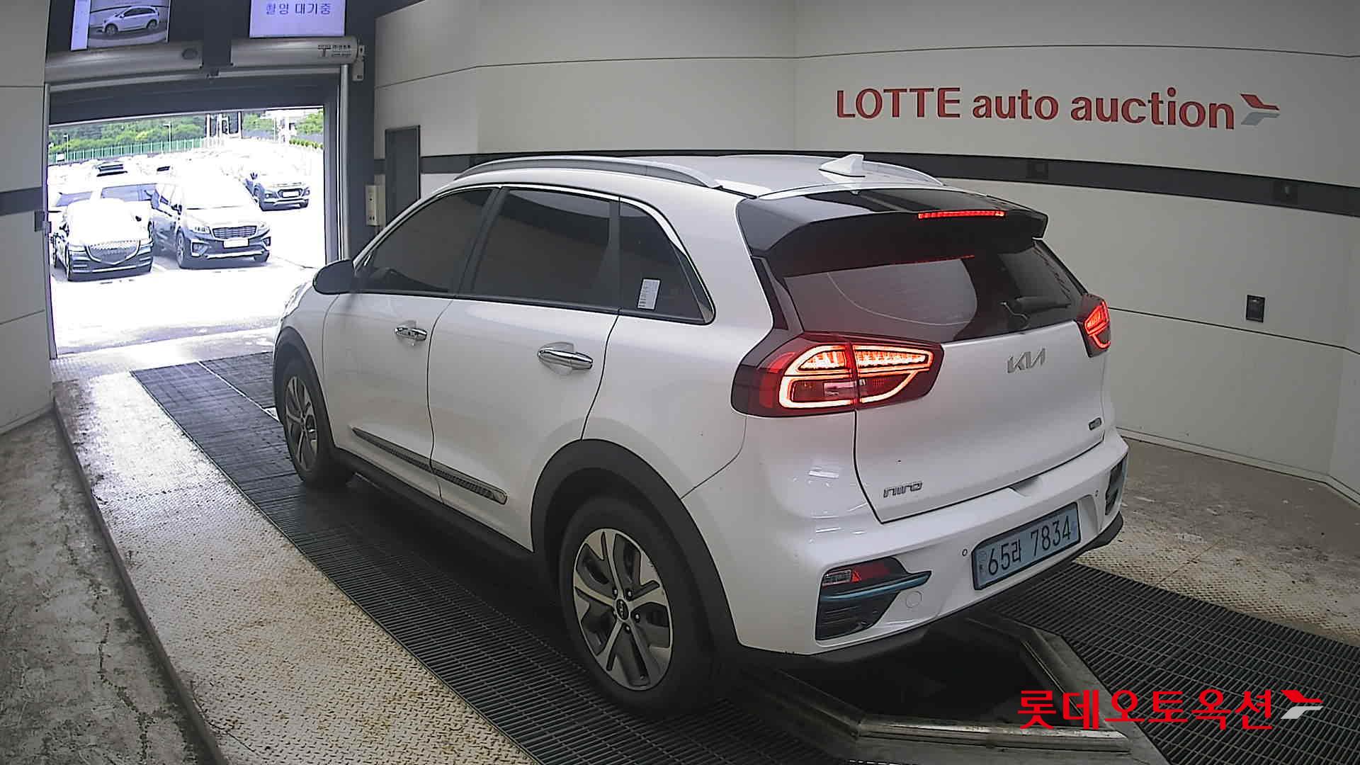 2022 - kia niro