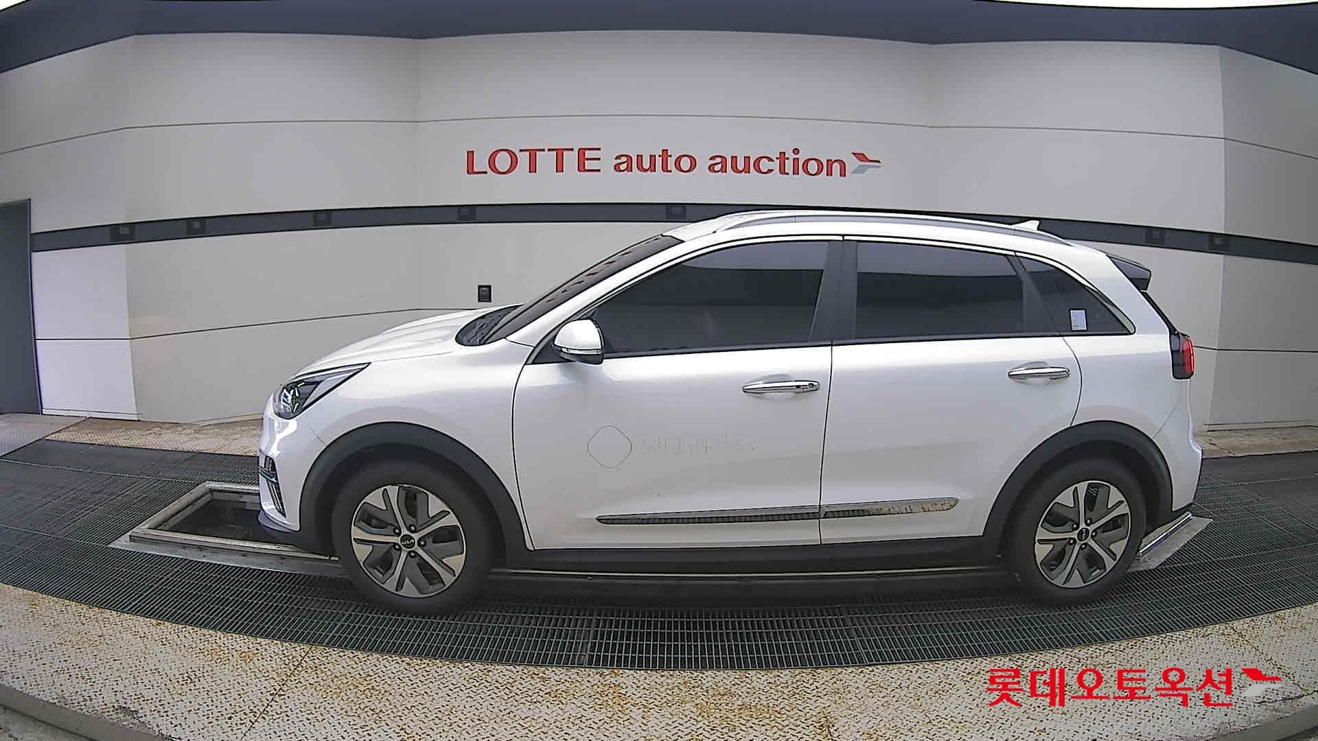 2022 - kia niro