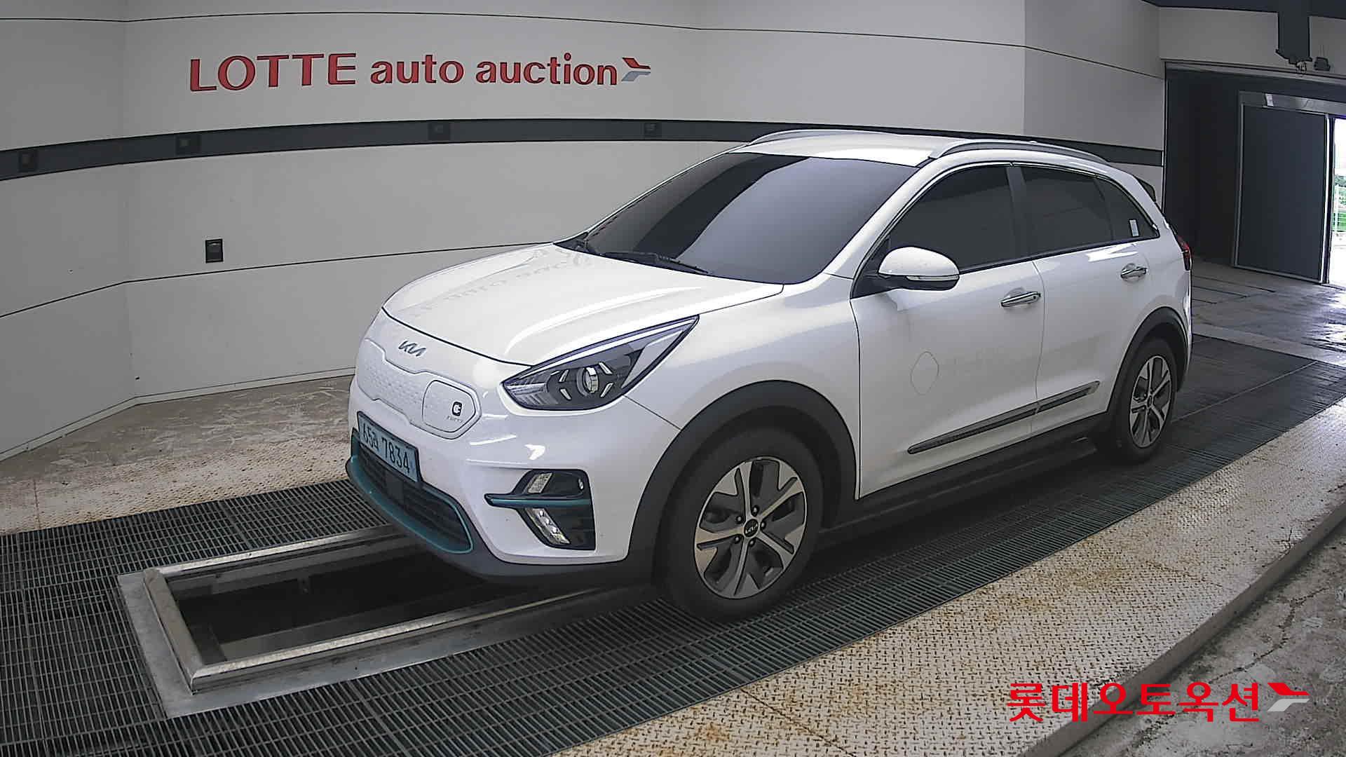 2022 - kia niro