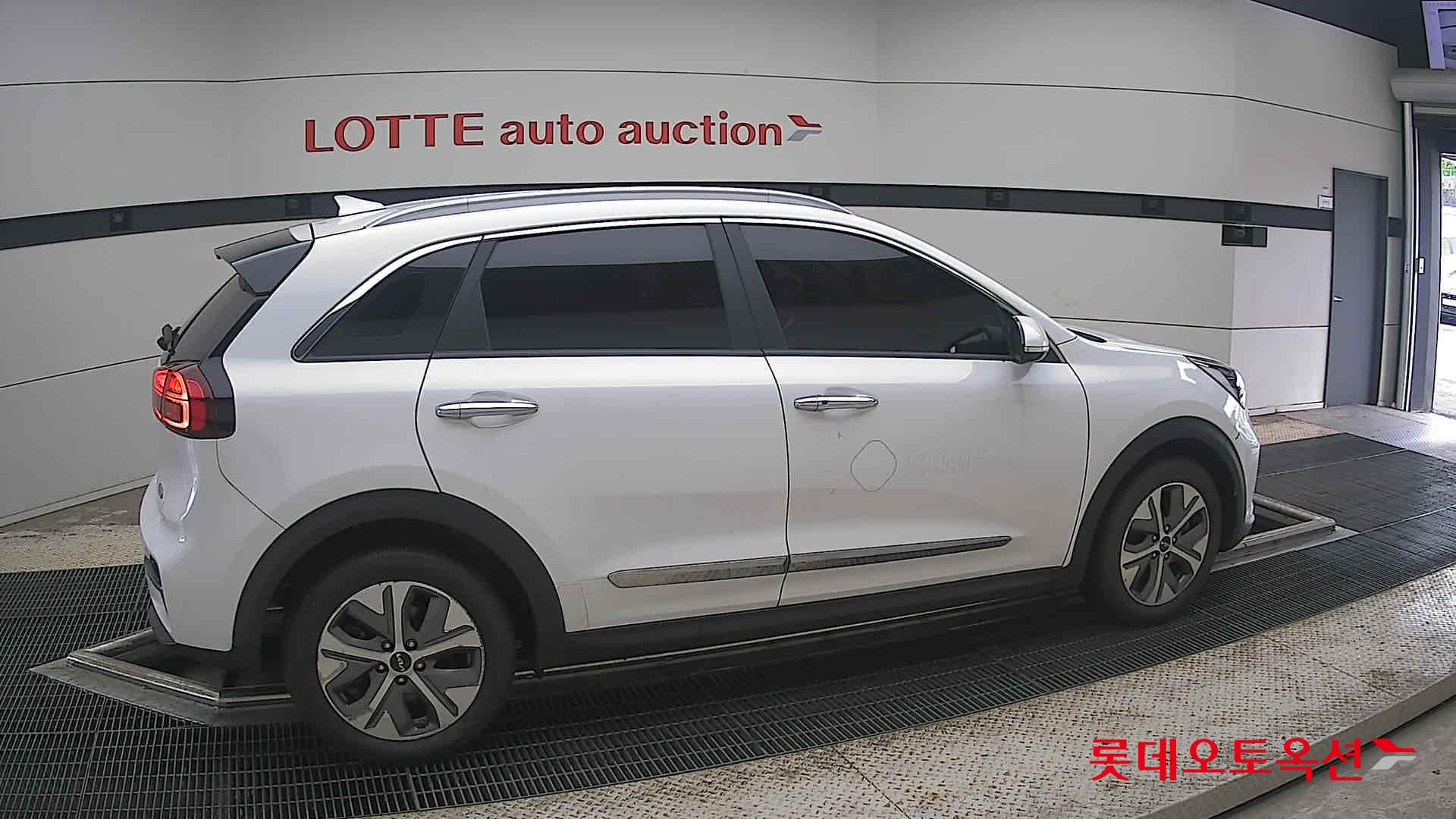 2022 - kia niro