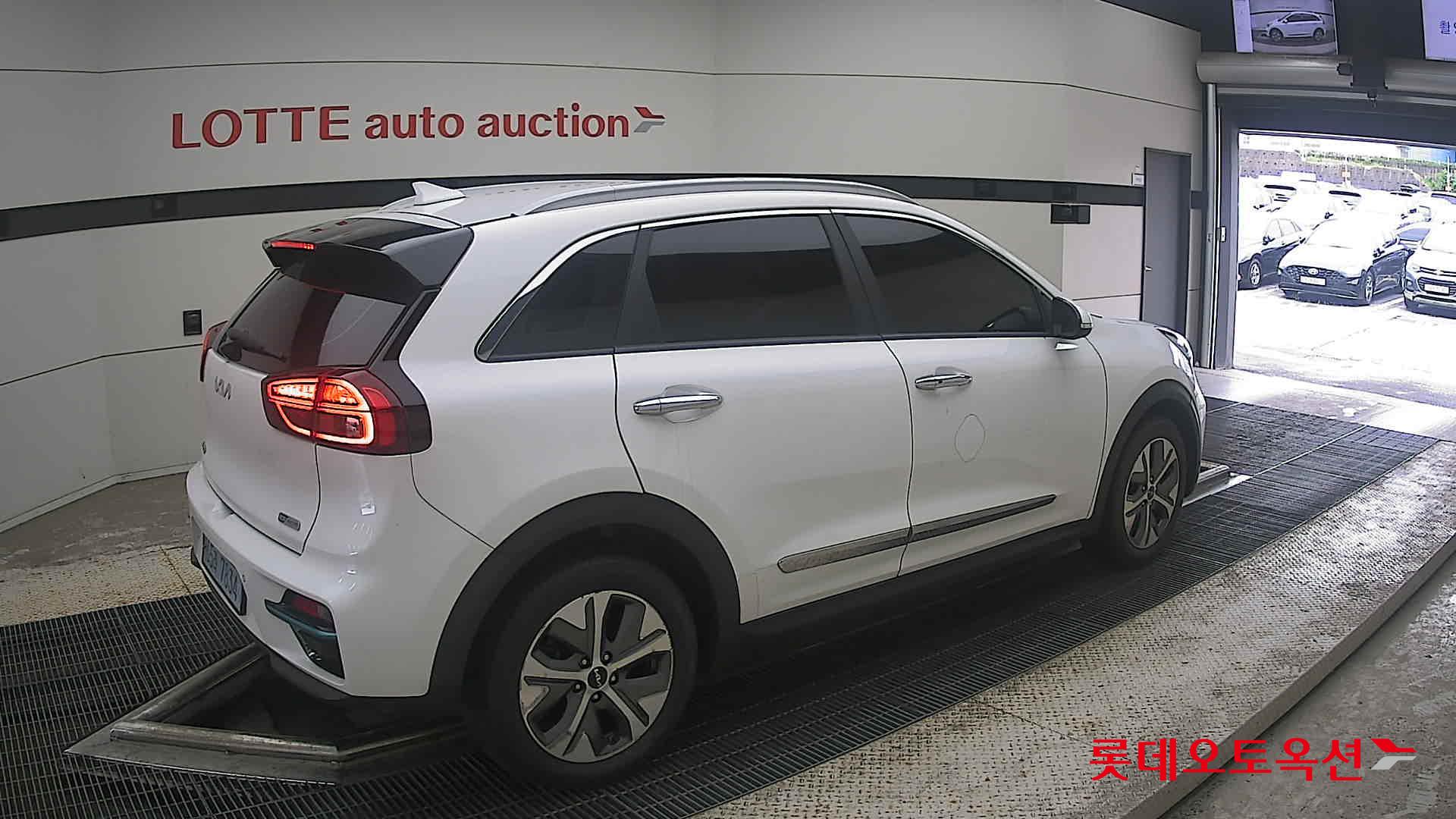 2022 - kia niro