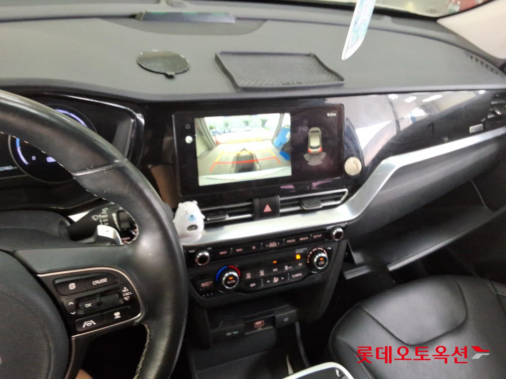 2022 - kia niro