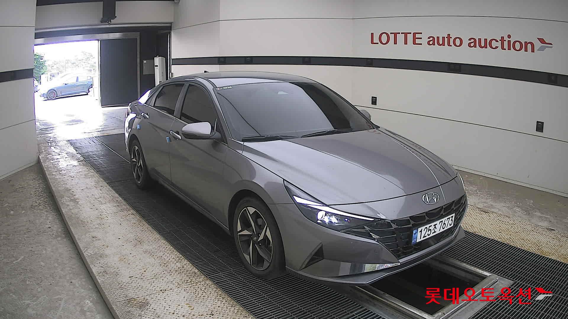 2021 - hyundai avante