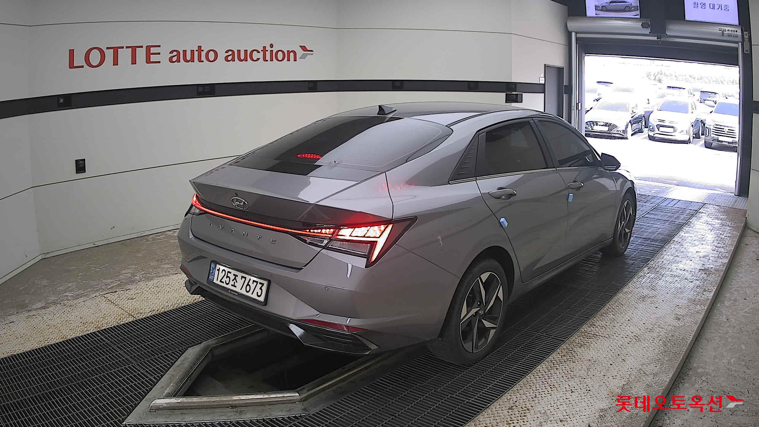 2021 - hyundai avante
