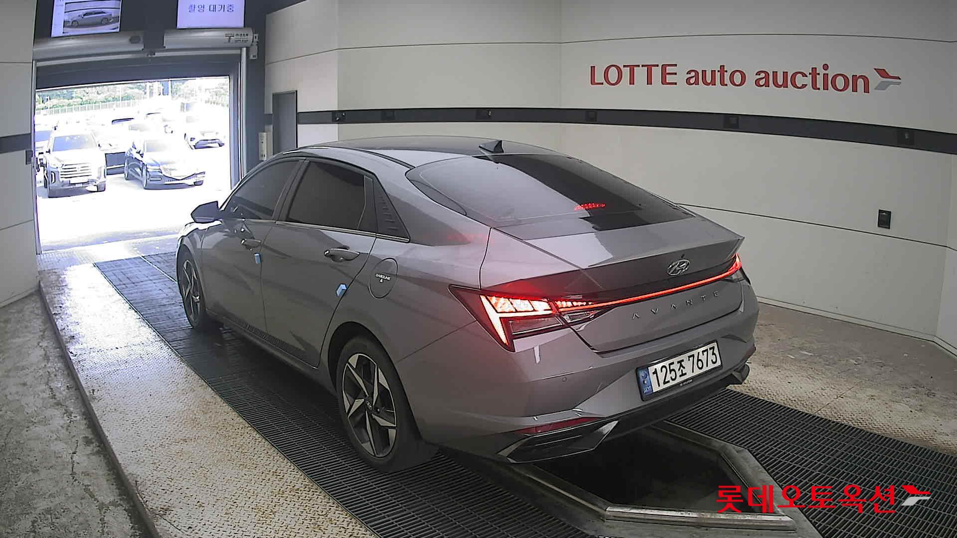 2021 - hyundai avante
