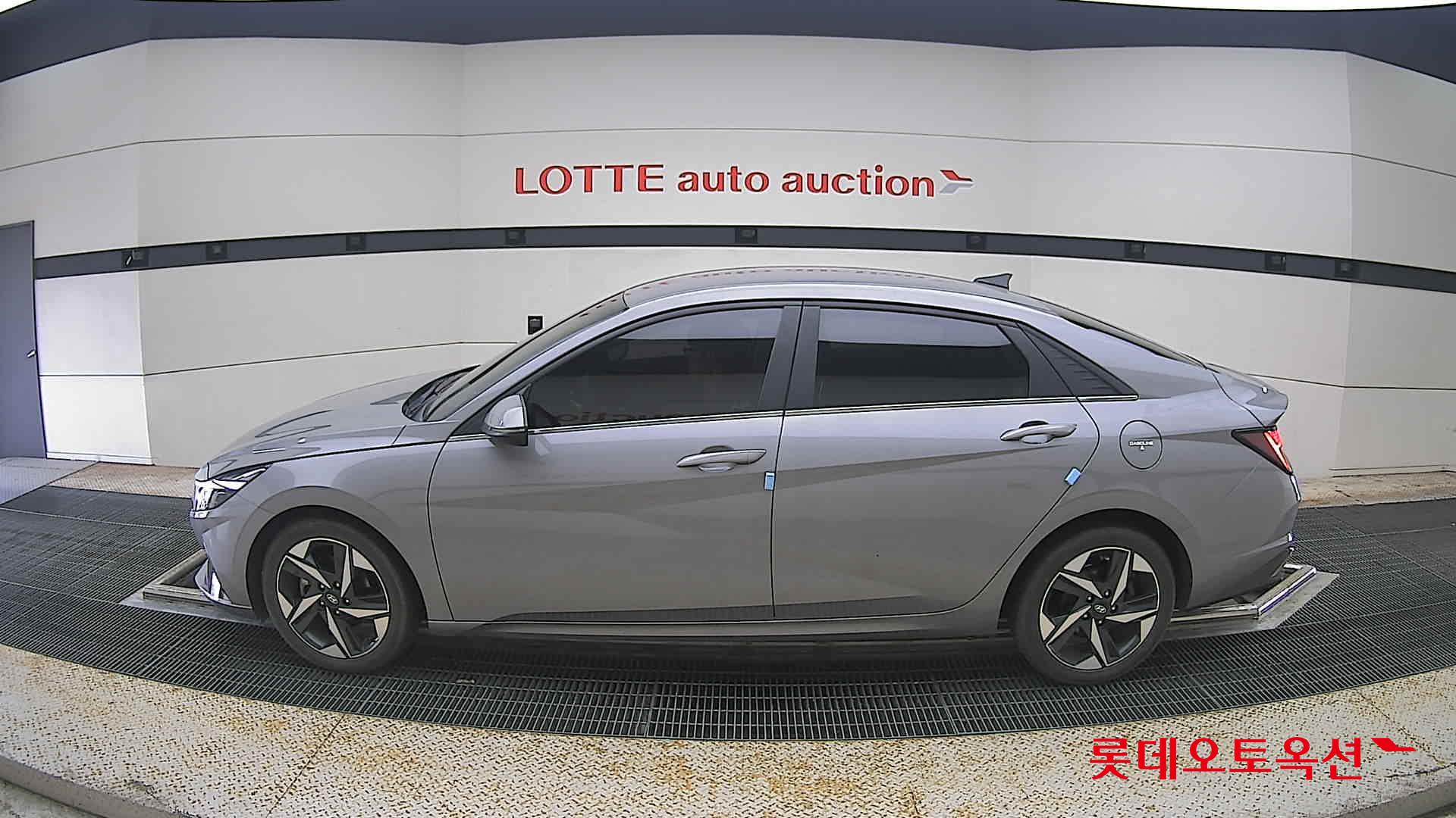 2021 - hyundai avante
