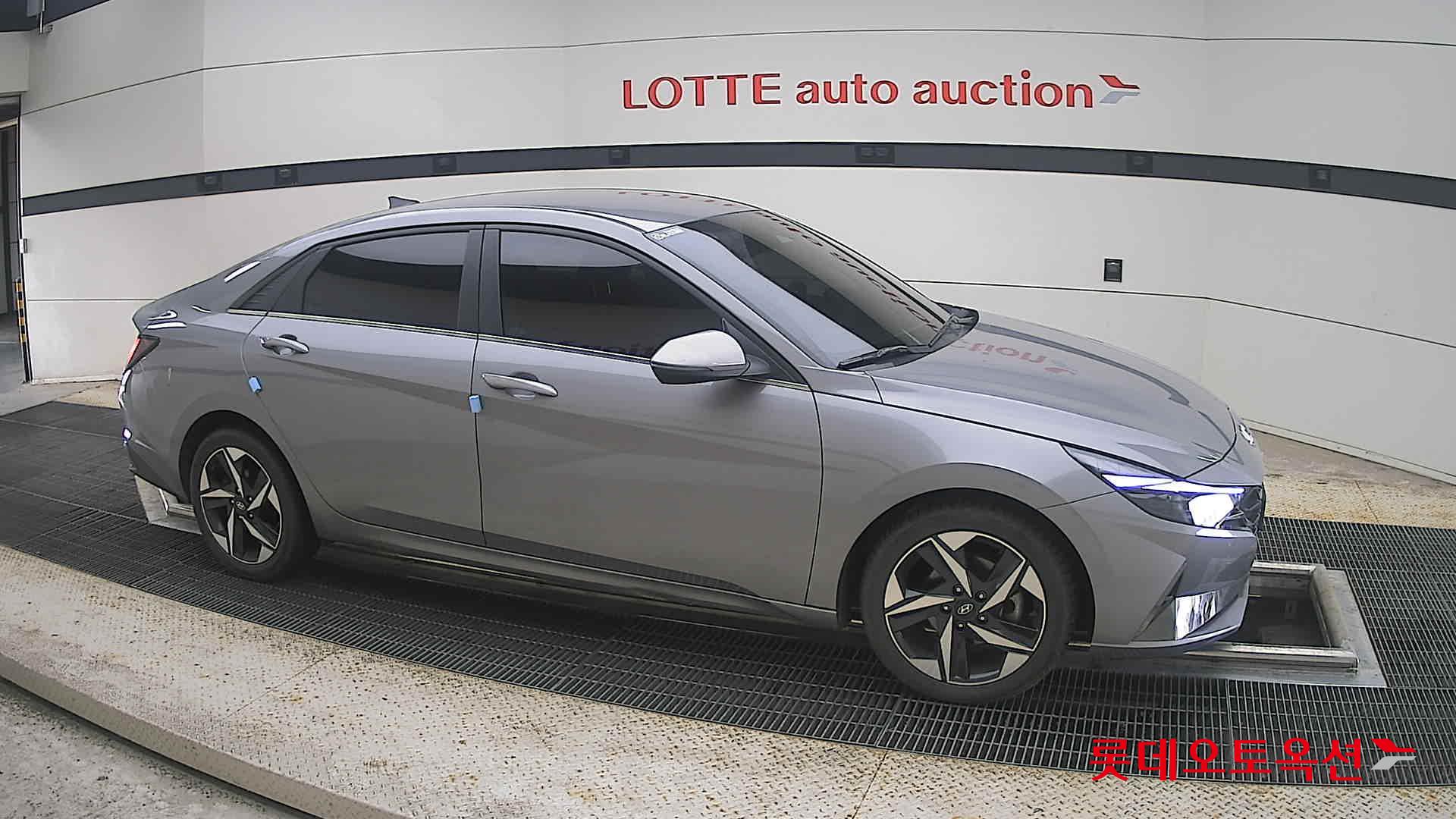 2021 - hyundai avante
