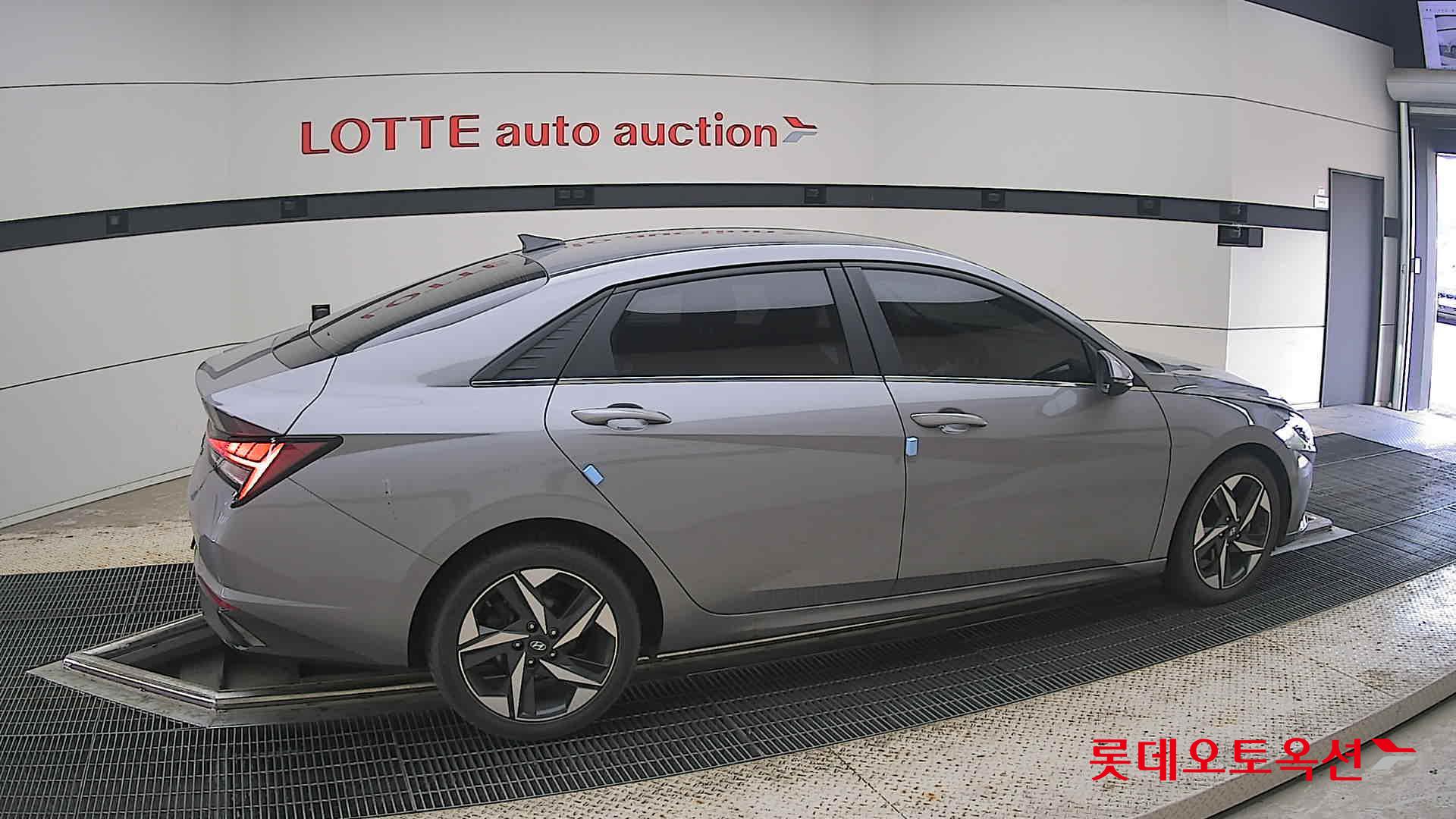 2021 - hyundai avante
