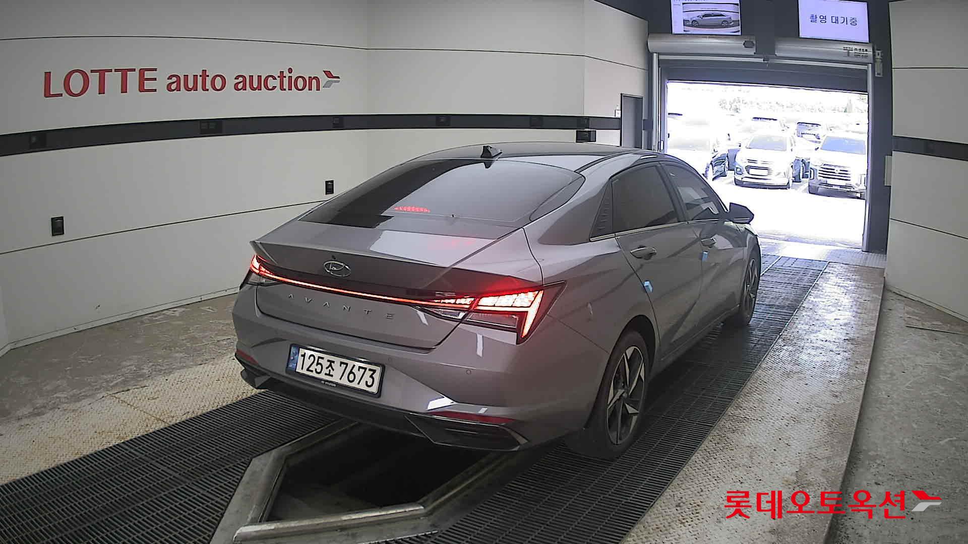2021 - hyundai avante