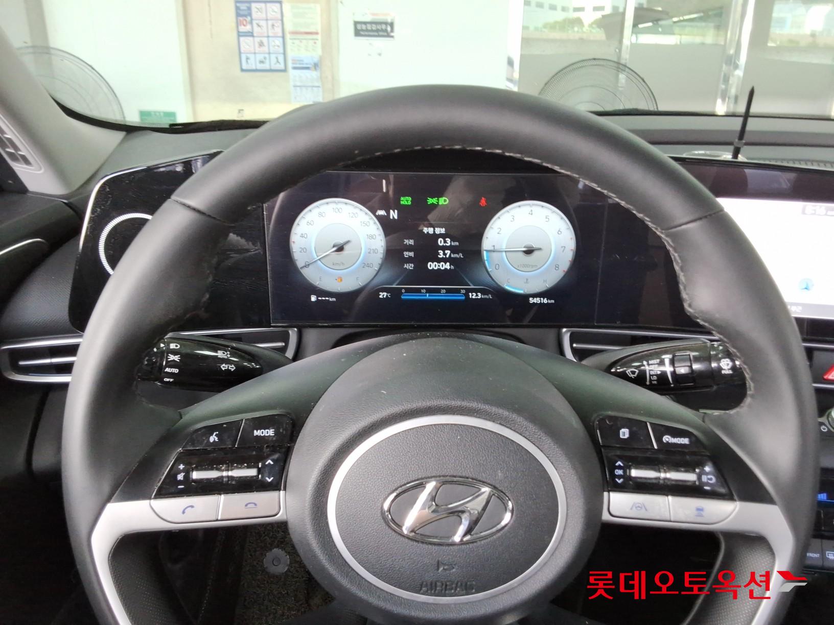 2021 - hyundai avante