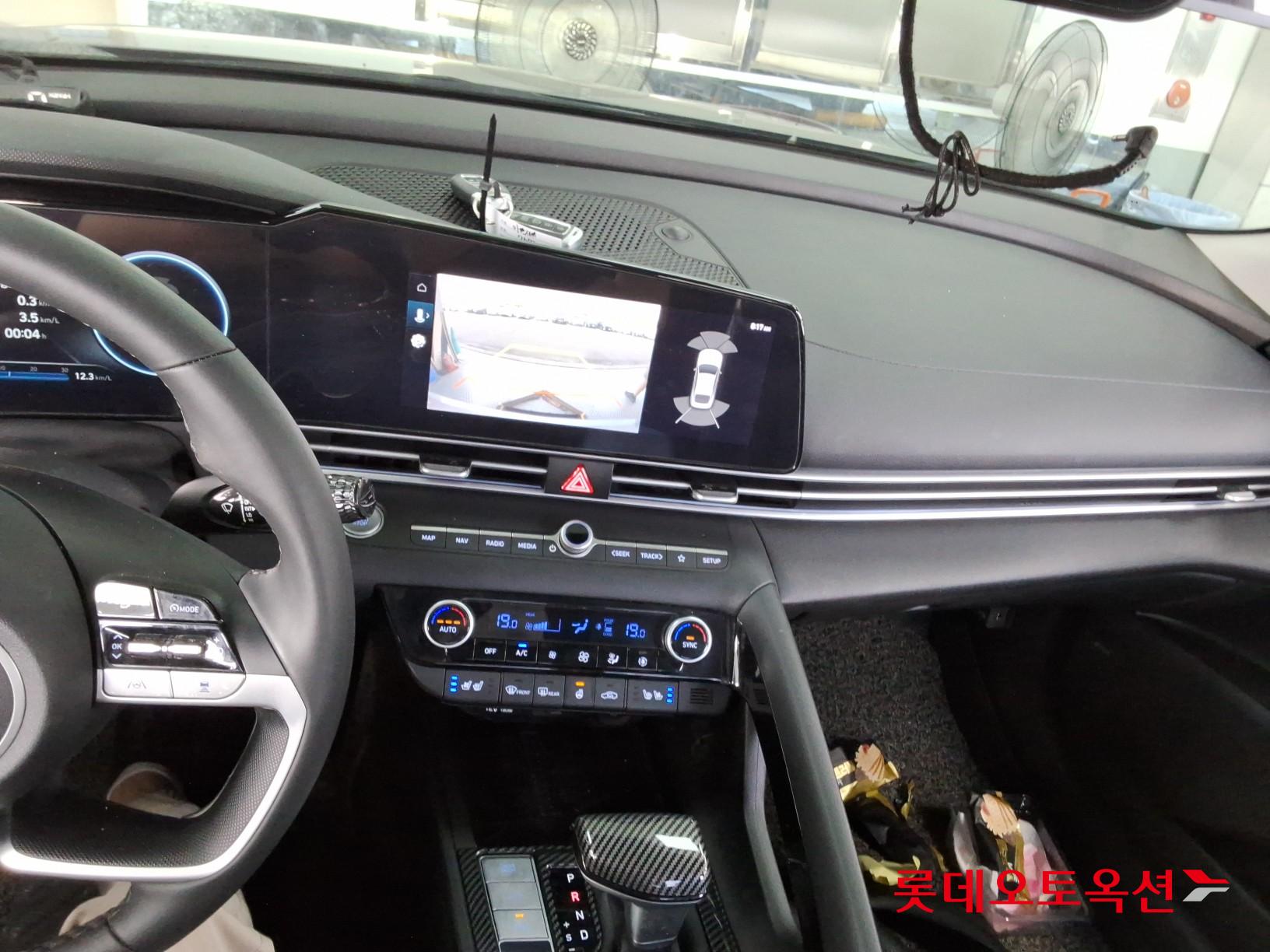 2021 - hyundai avante