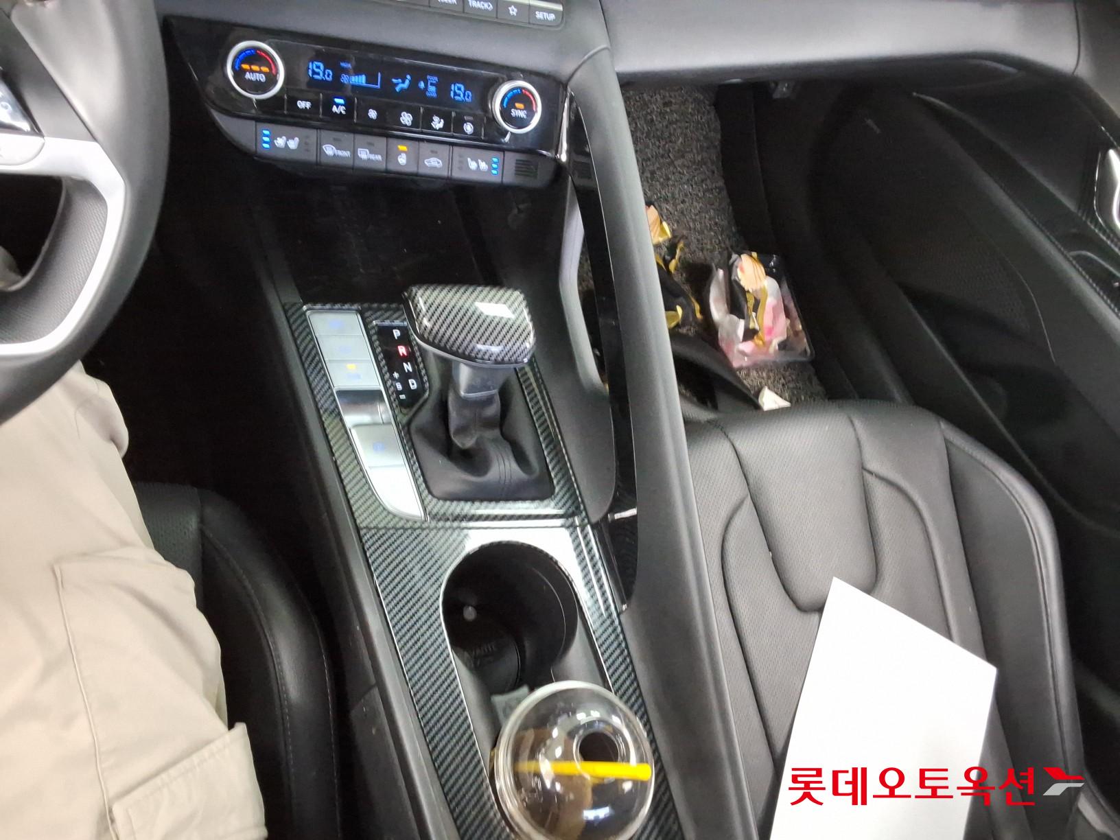 2021 - hyundai avante
