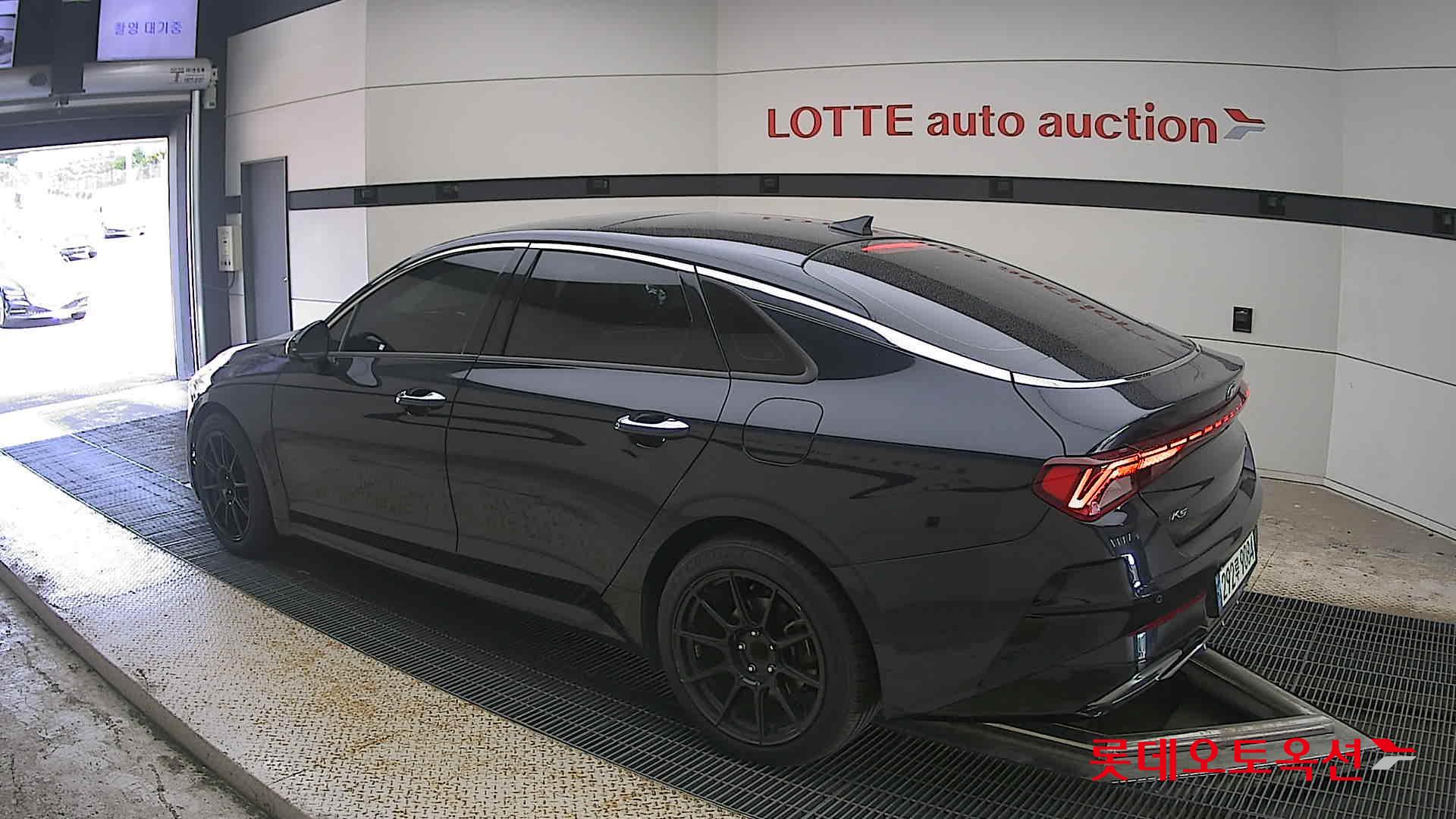 2020 - kia k5