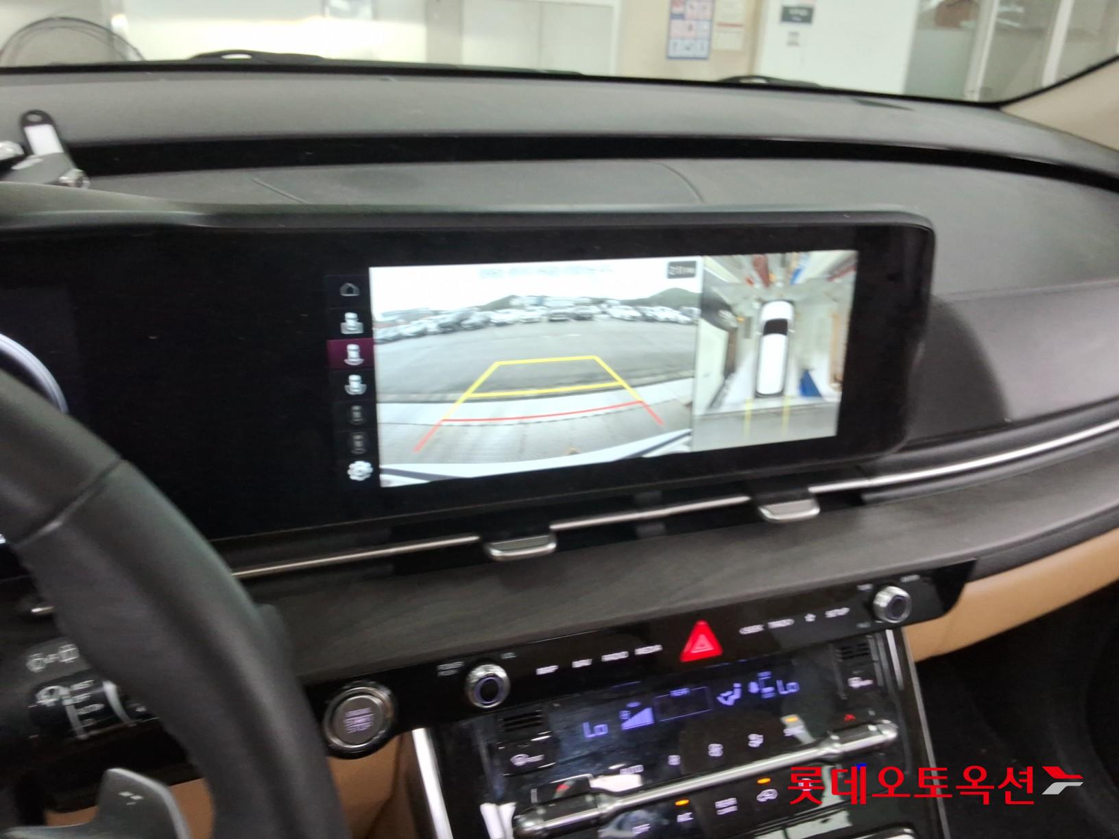 2023 - kia carnival