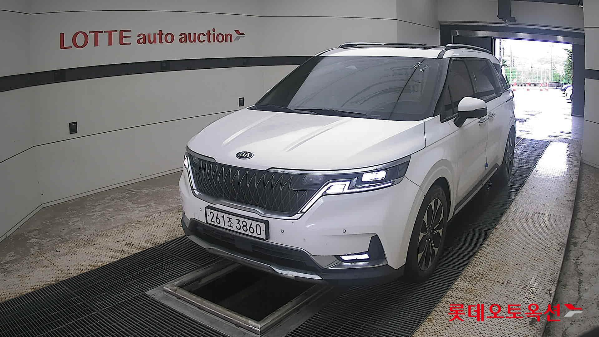 2021 - kia carnival
