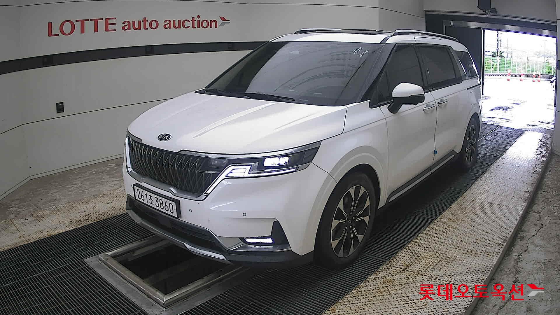 2021 - kia carnival
