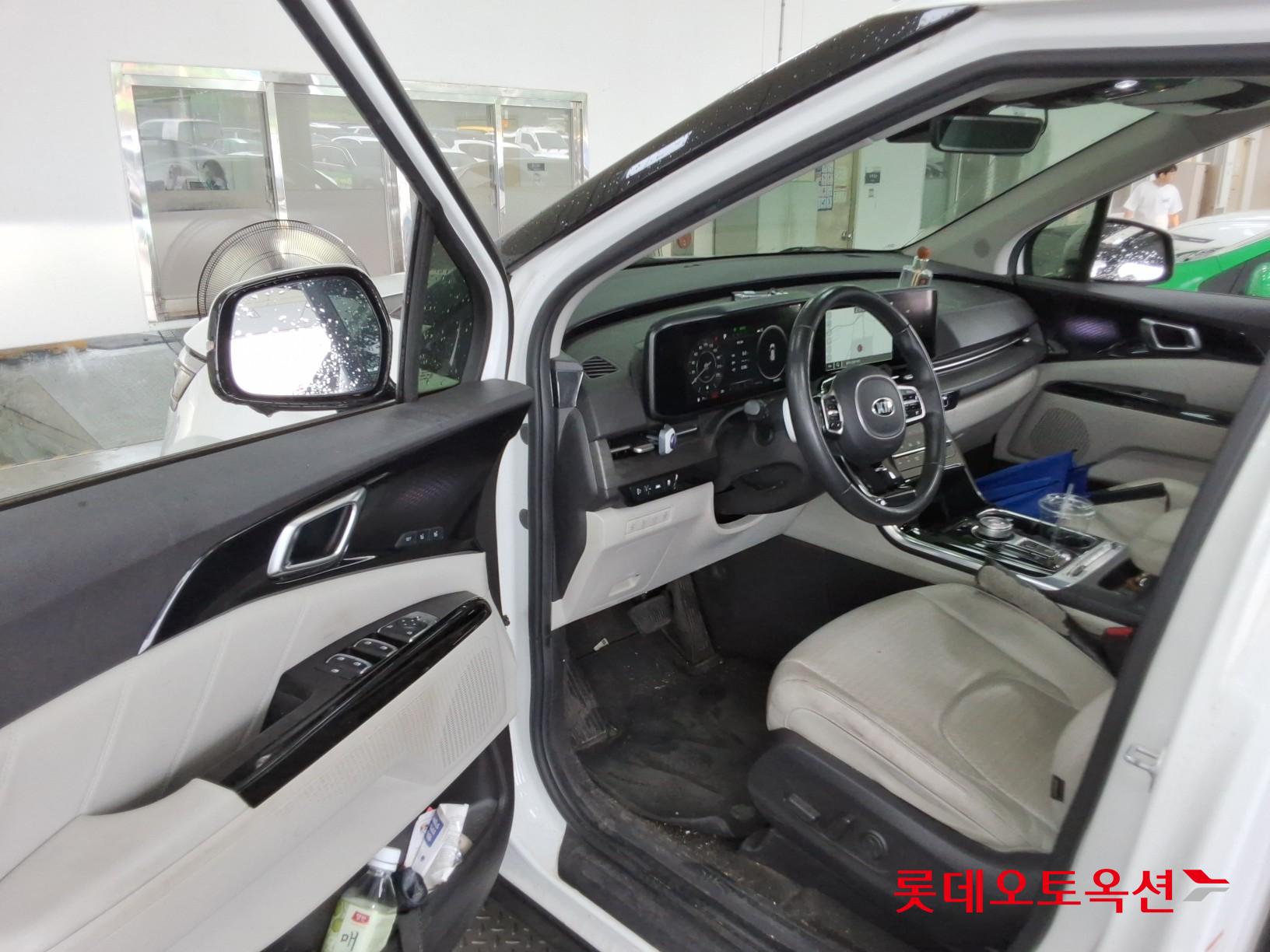 2021 - kia carnival