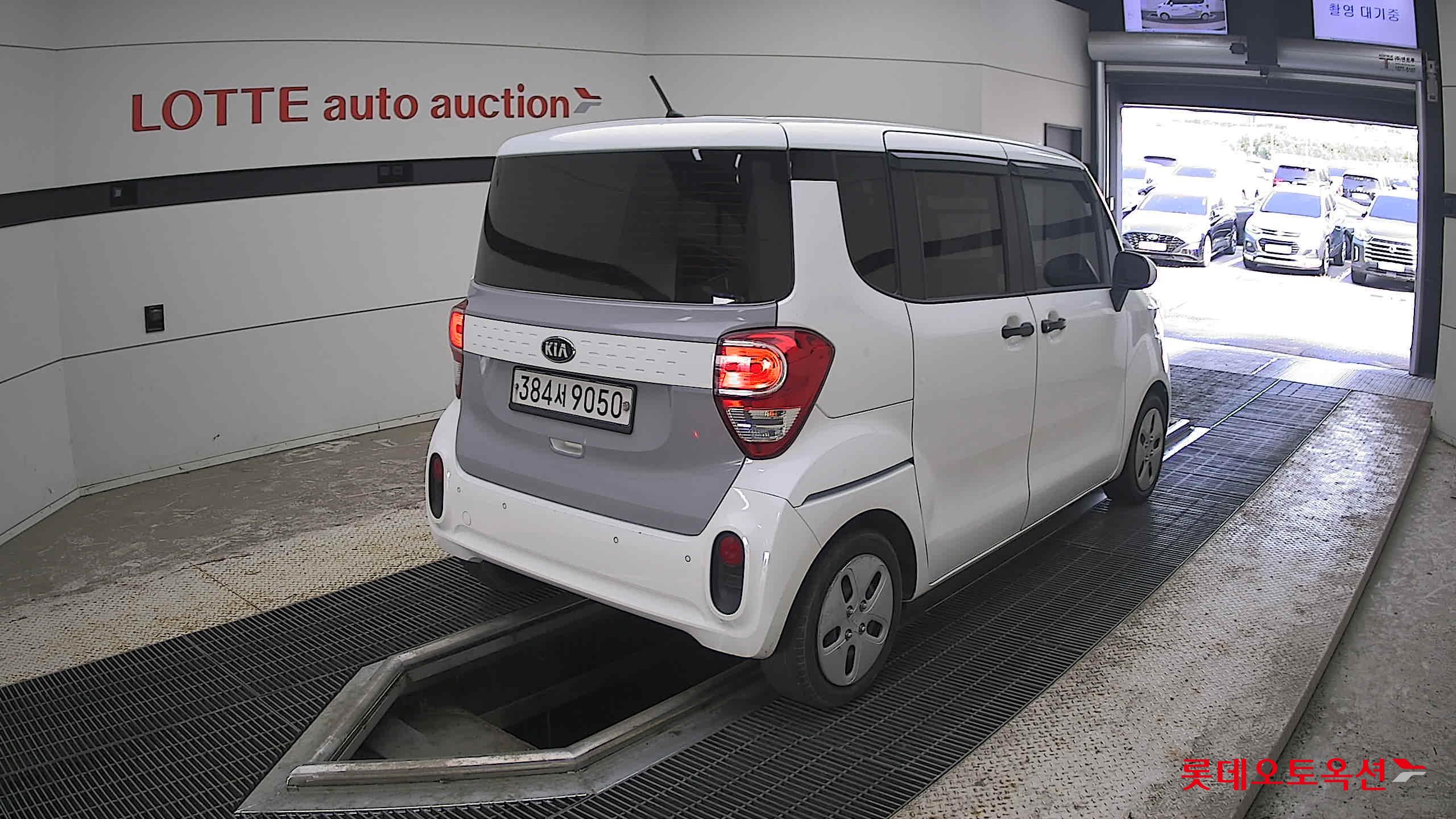 2020 - kia ray