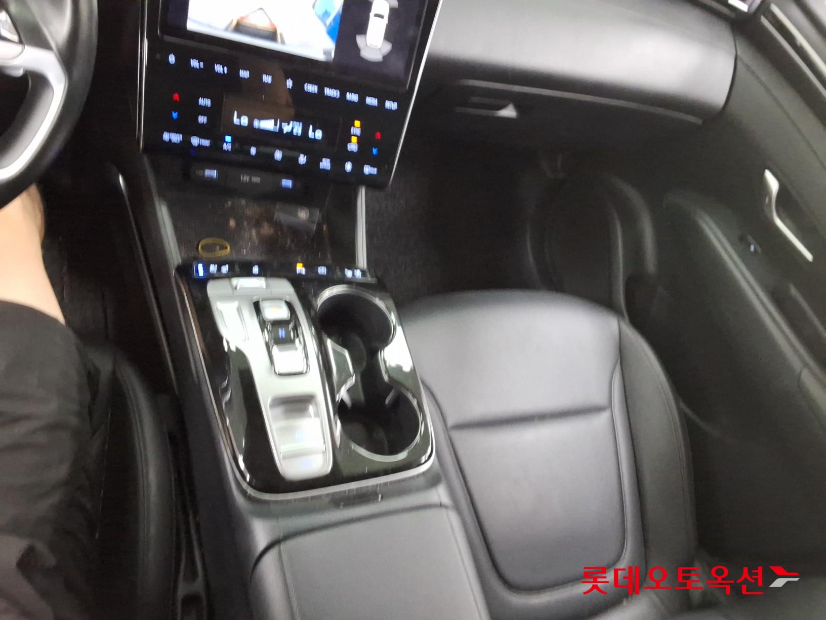 2022 - hyundai tucson