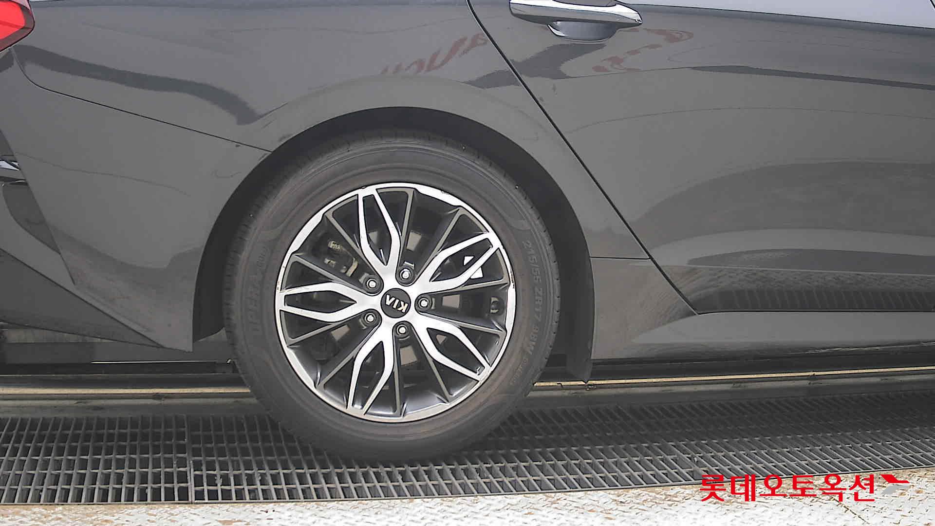 2021 - kia k5