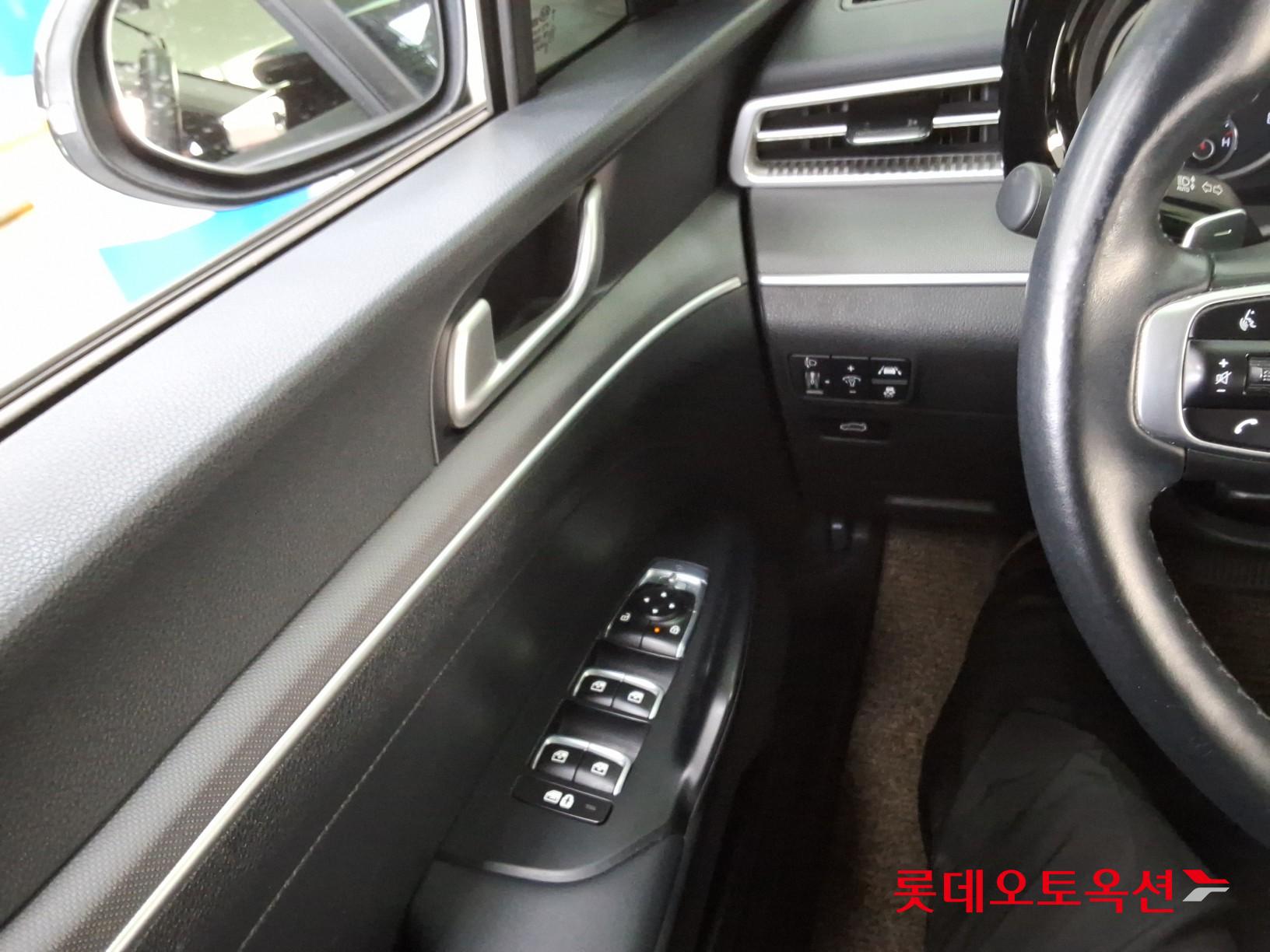 2021 - kia k5