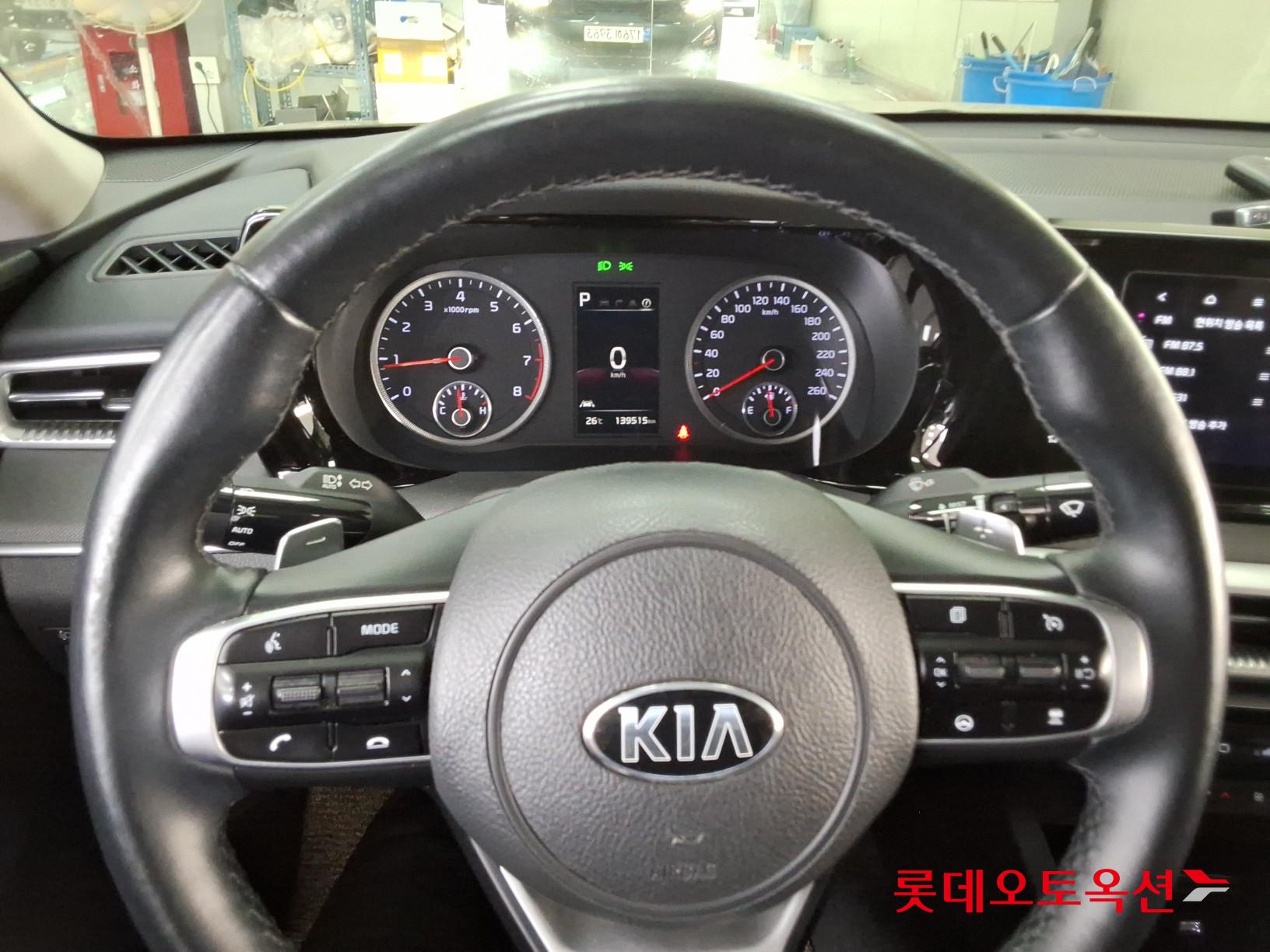 2021 - kia k5