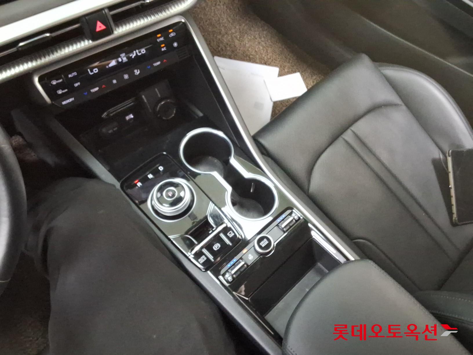 2021 - kia k5