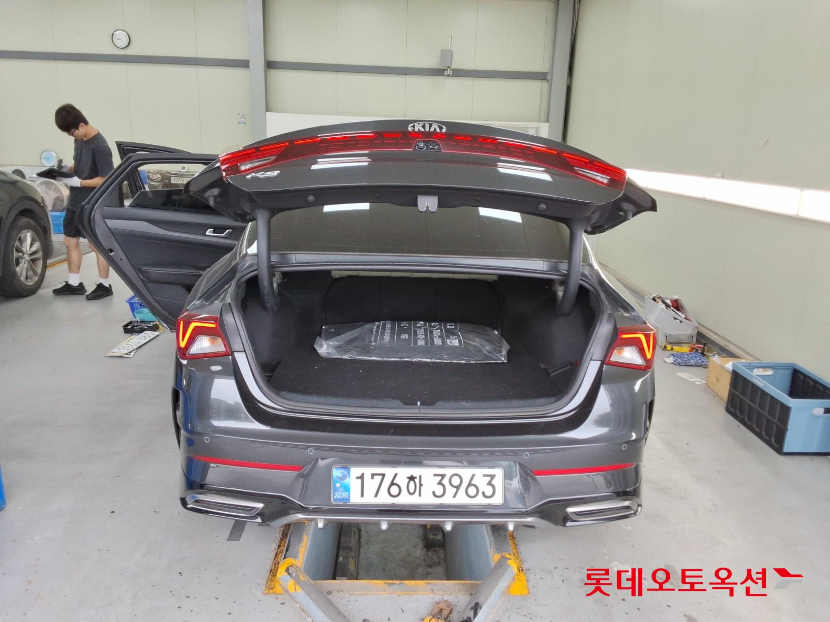 2021 - kia k5