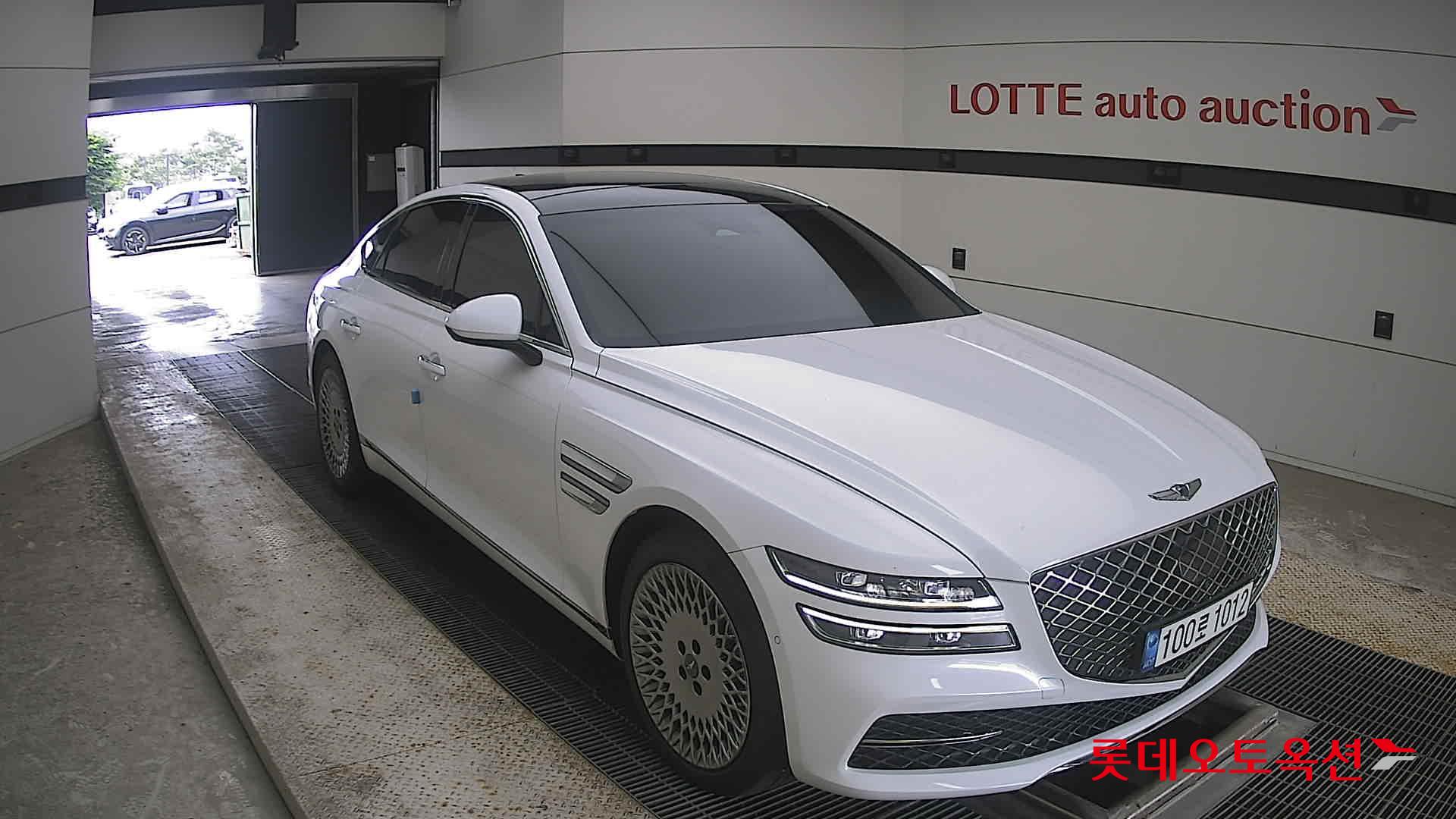 2022 - genesis g80