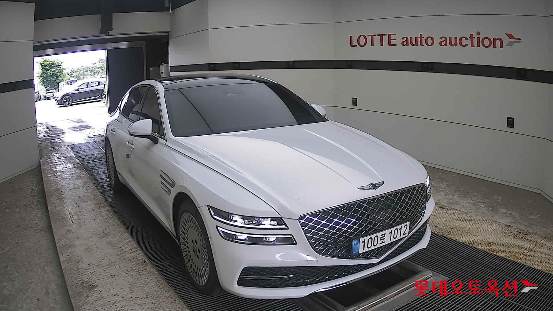 2022 - genesis g80