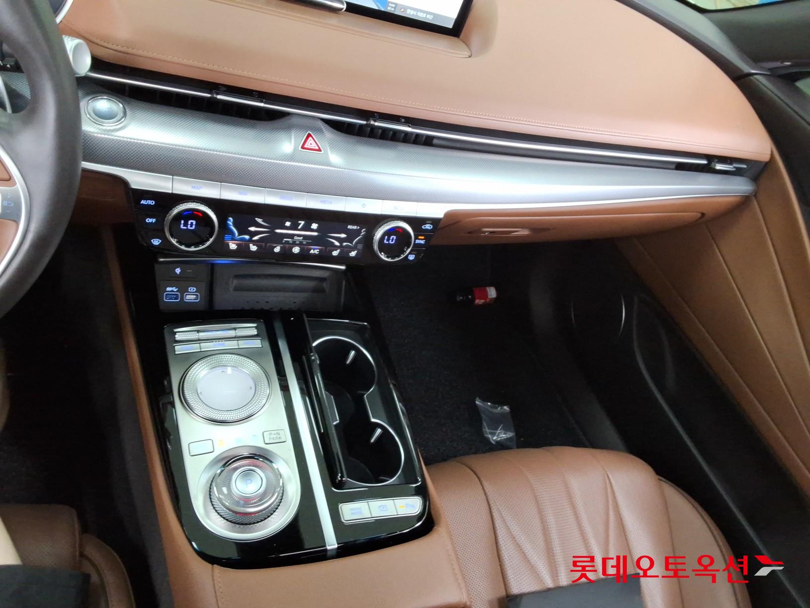 2022 - genesis g80