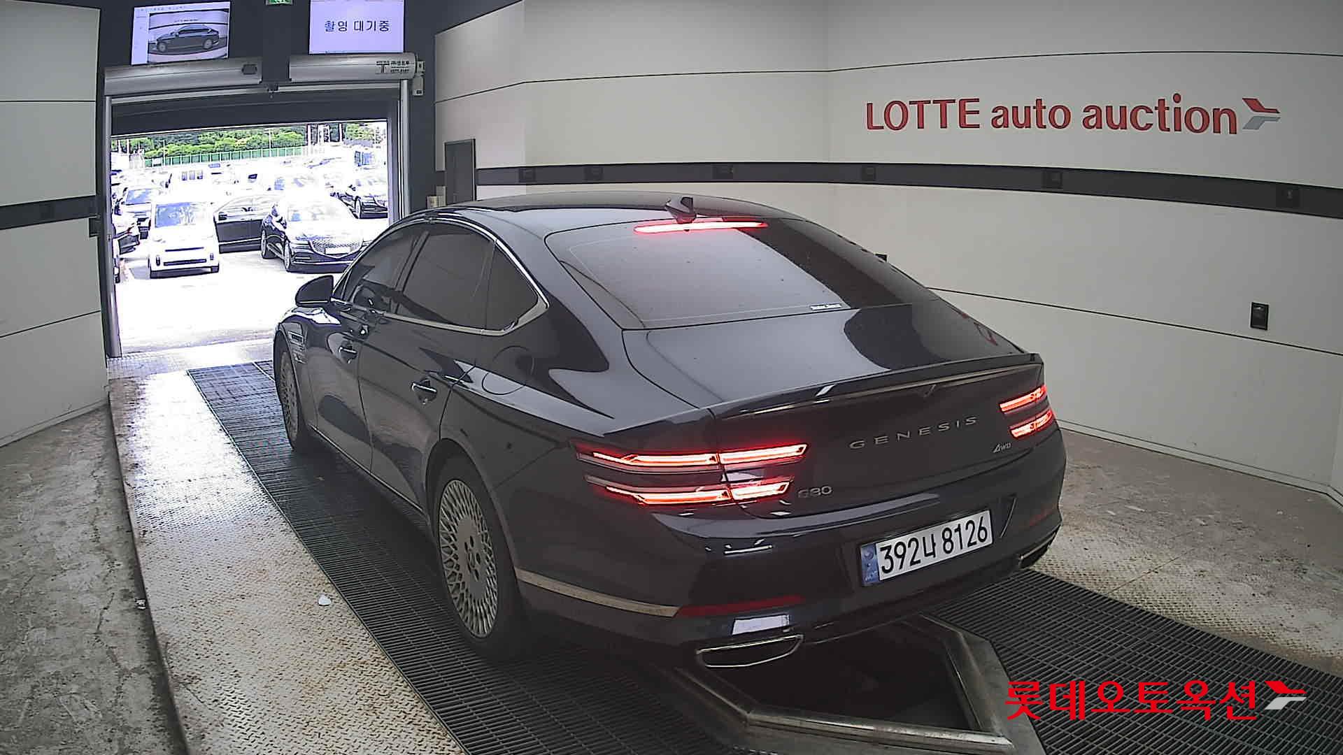 2022 - genesis g80
