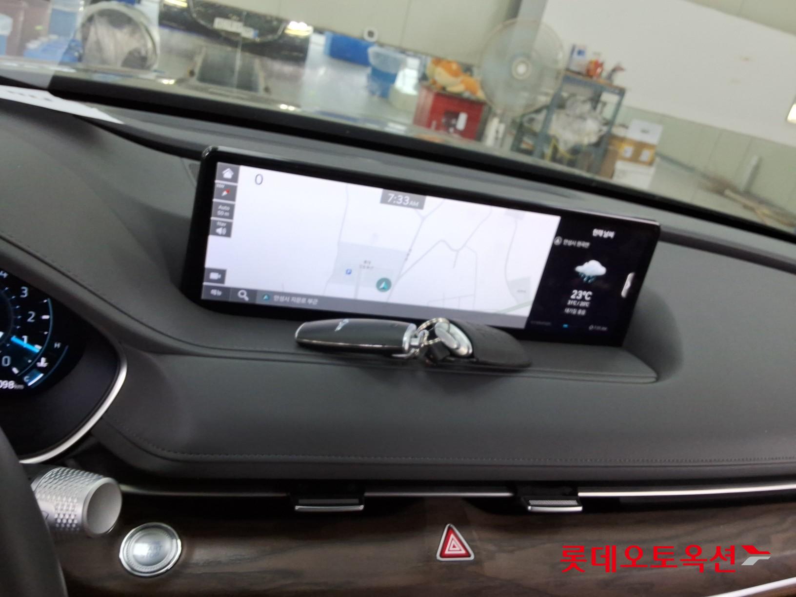 2022 - genesis g80