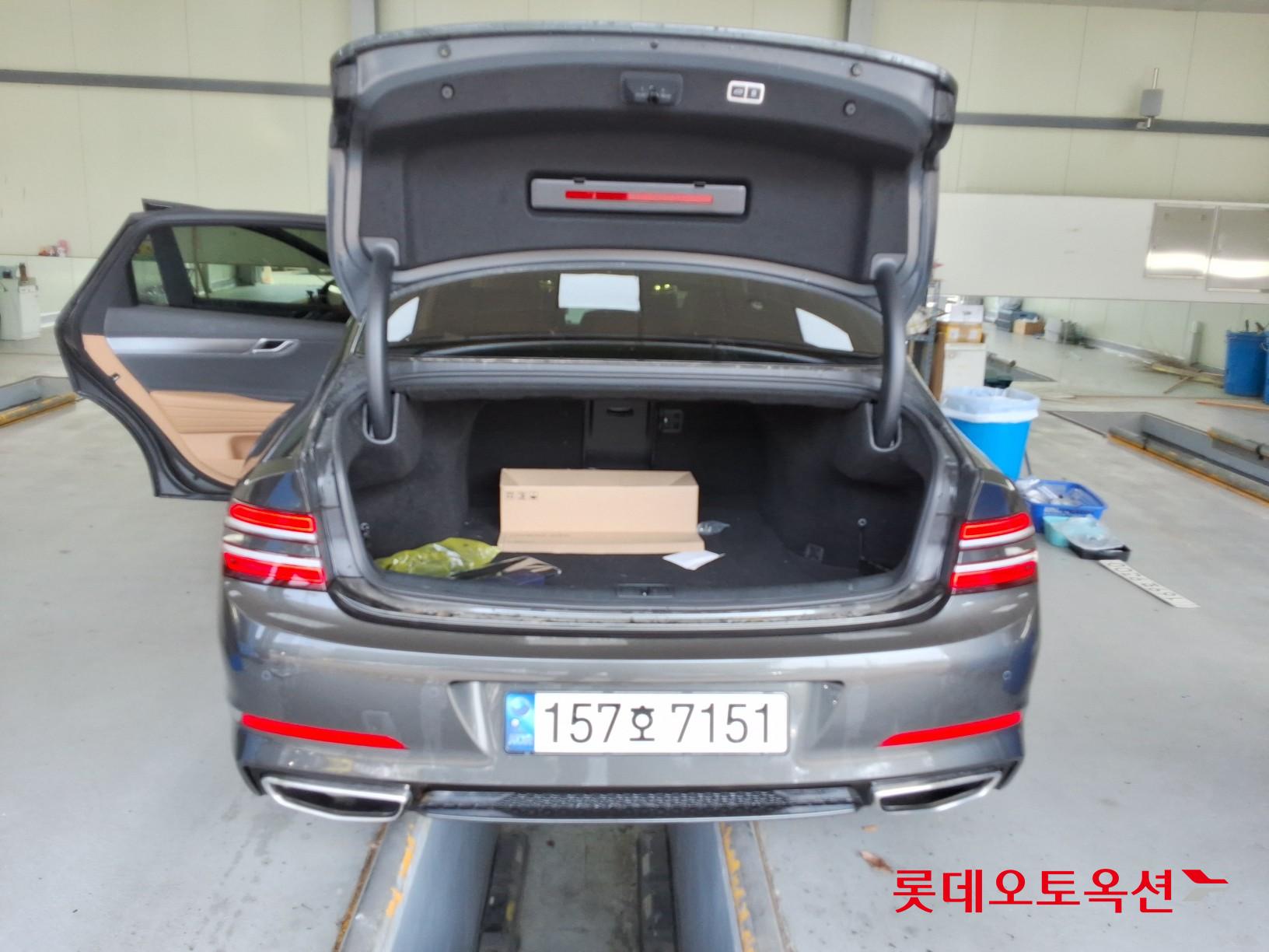 2022 - genesis g80