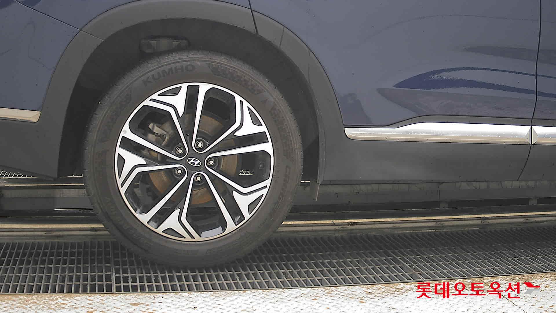 2019 - hyundai santafe