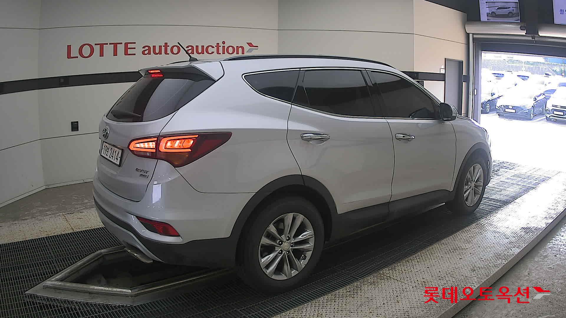 2016 - hyundai santafe